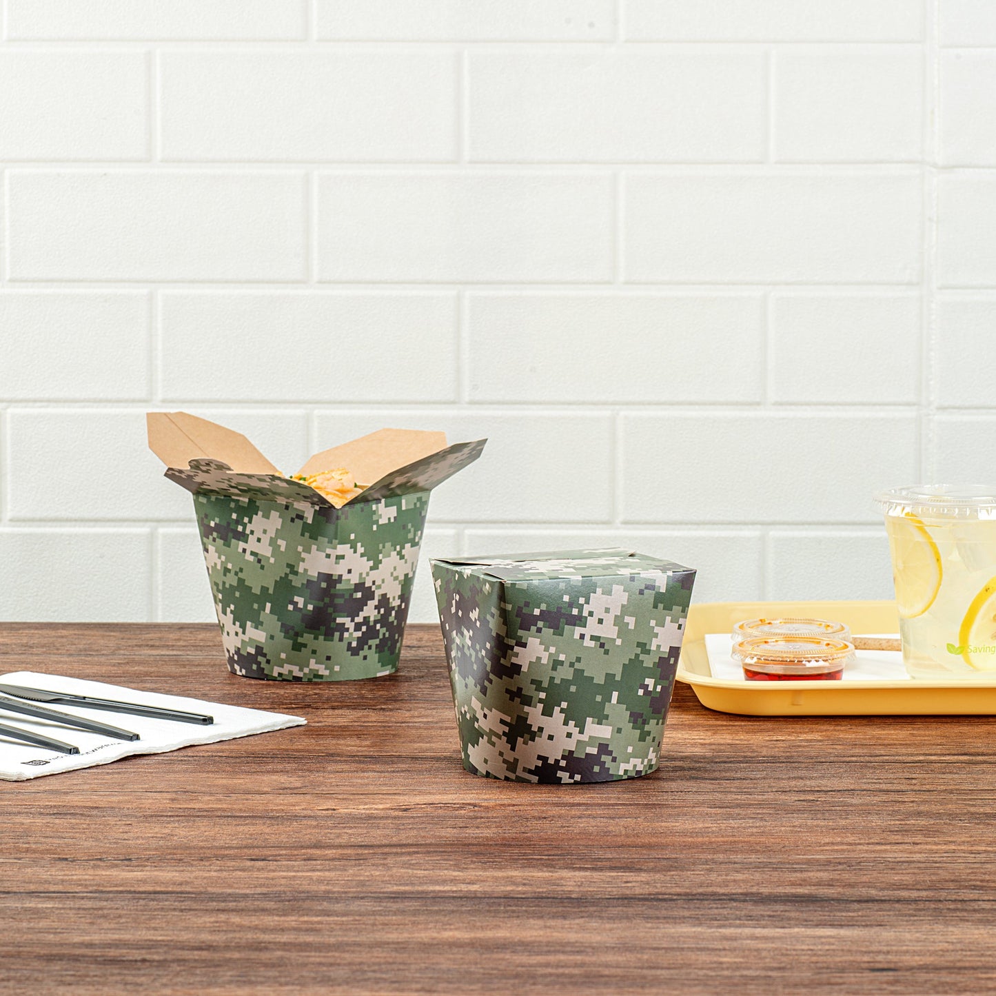 Bio Tek 26 oz Round Camouflage Paper Noodle Take Out Container - 4" x 3 1/2" x 3 3/4" - 200 count box