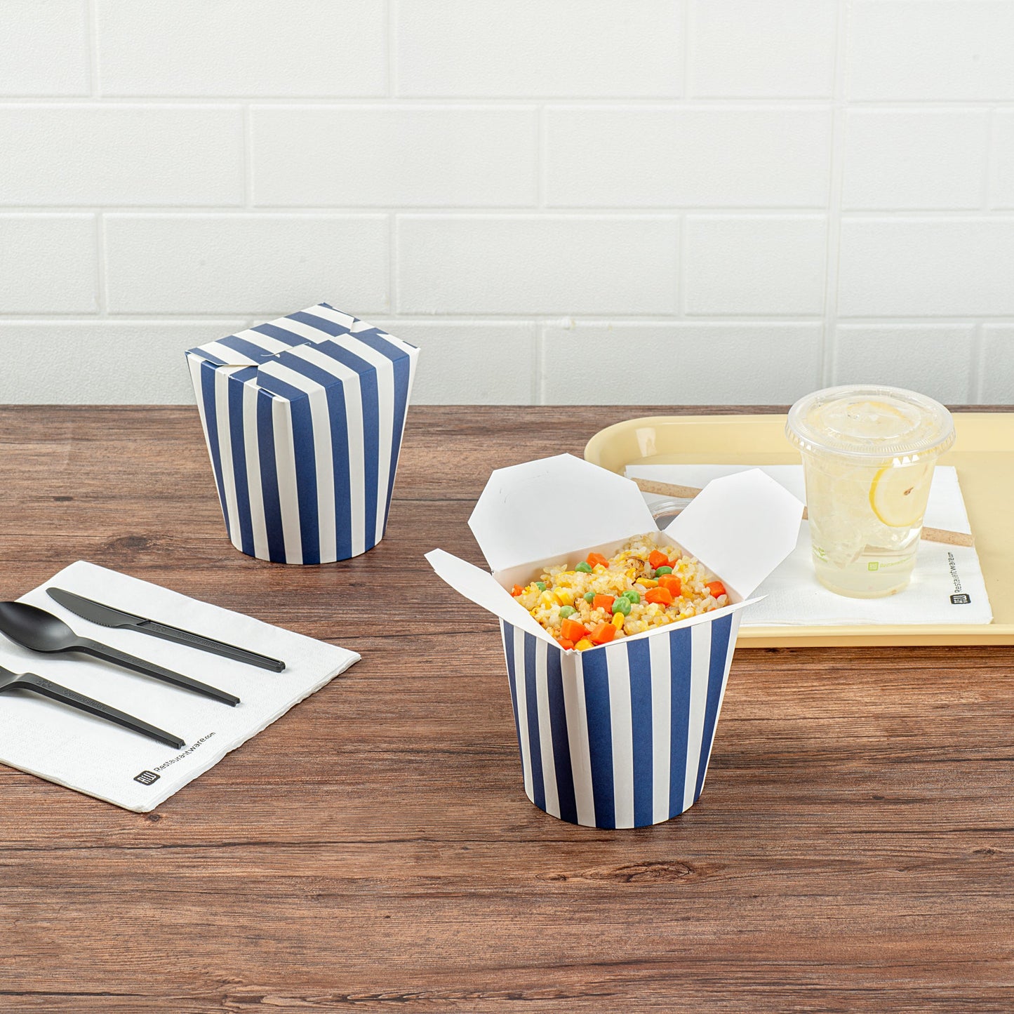 Bio Tek 32 oz Round Blue and White Stripe Paper Noodle Take Out Container - 4" x 3 1/2" x 4 1/2" - 200 count box
