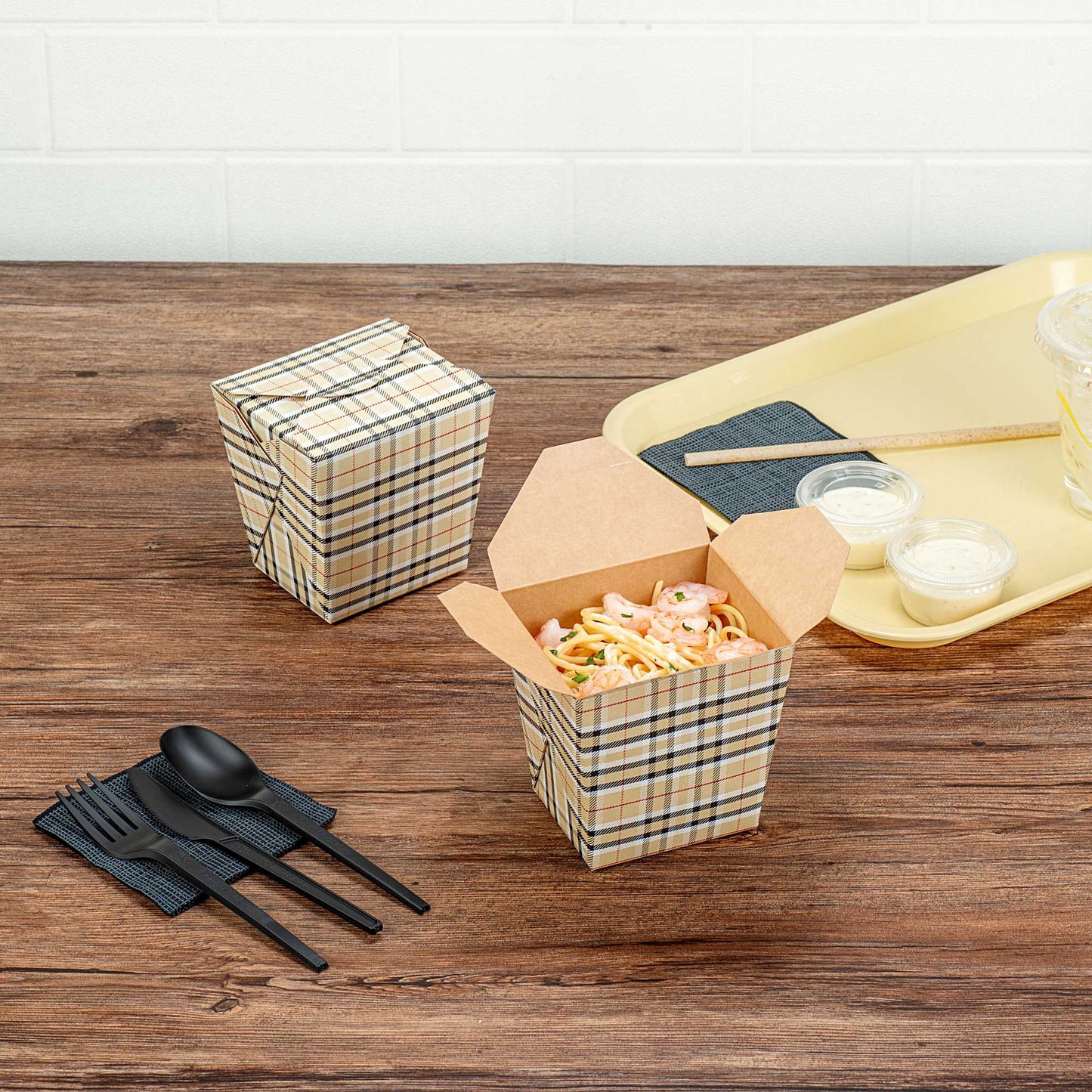 Bio Tek 26 oz Square Plaid Paper Noodle Take Out Container - 4" x 3 1/2" x 4" - 200 count box