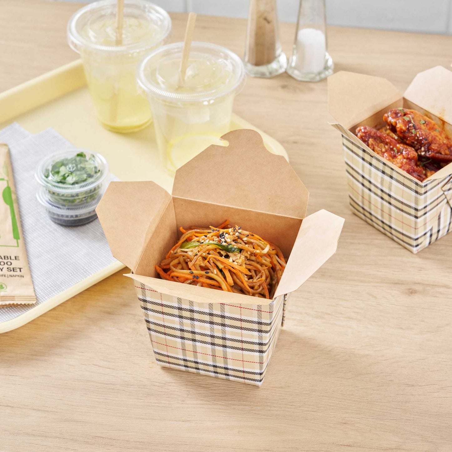 Bio Tek 26 oz Square Plaid Paper Noodle Take Out Container - 4" x 3 1/2" x 4" - 50 count box