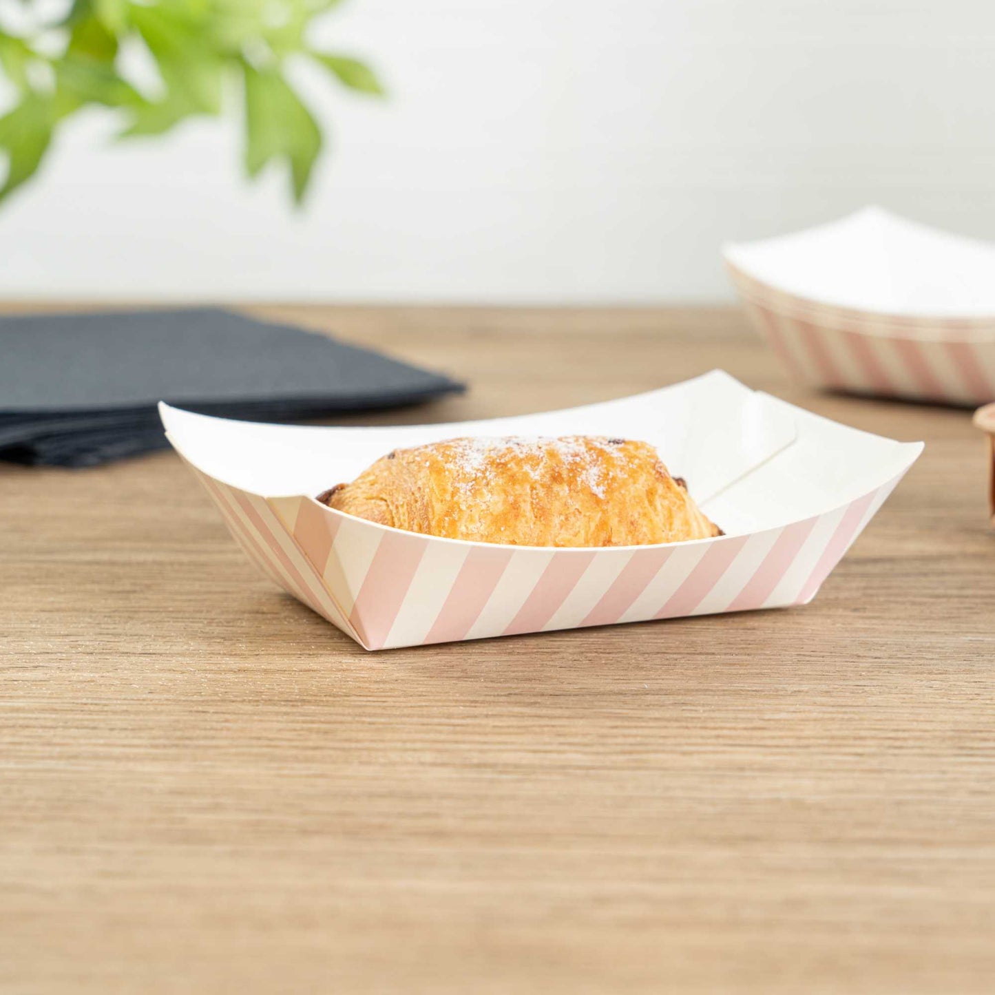 Bio Tek 4 oz Pink and White Stripe Paper #25 Food Tray / Boat - 3" x 2" x 1" - 50 count box