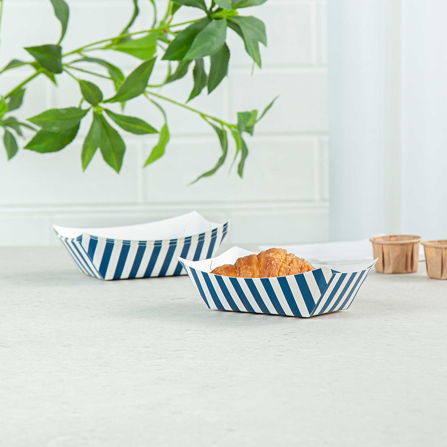 Bio Tek 6 oz Blue and White Stripe Paper #40 Food Tray / Boat - 5" x 4" x 1 1/2" - 50 count box