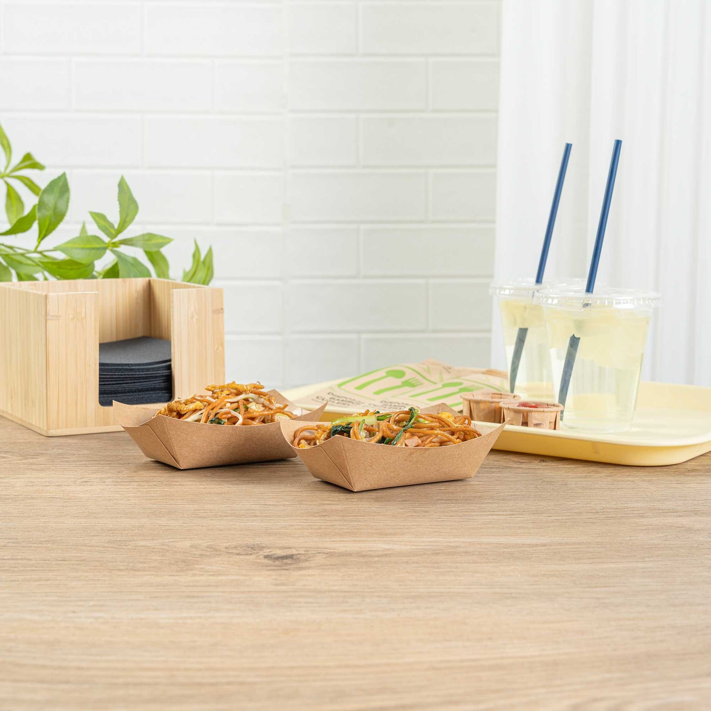 Bio Tek 6 oz Kraft Paper #40 Food Tray / Boat - 5" x 4" x 1 1/2" - 400 count box