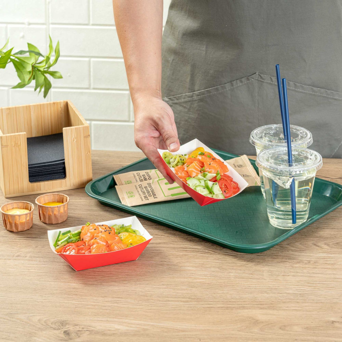 Bio Tek 6 oz Red Paper #40 Food Tray / Boat - 5" x 4" x 1 1/2" - 400 count box