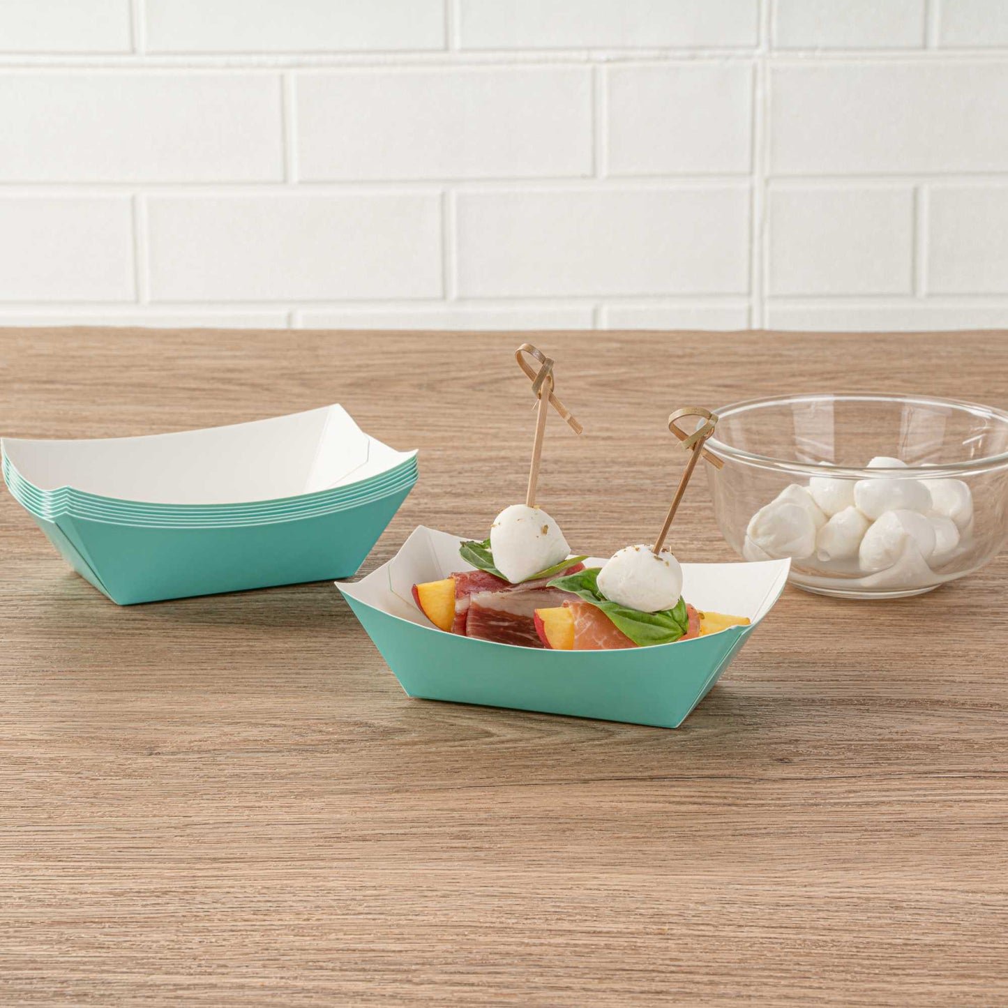 Bio Tek 6 oz Turquoise Paper #40 Food Tray / Boat - 5" x 4" x 1 1/2" - 400 count box