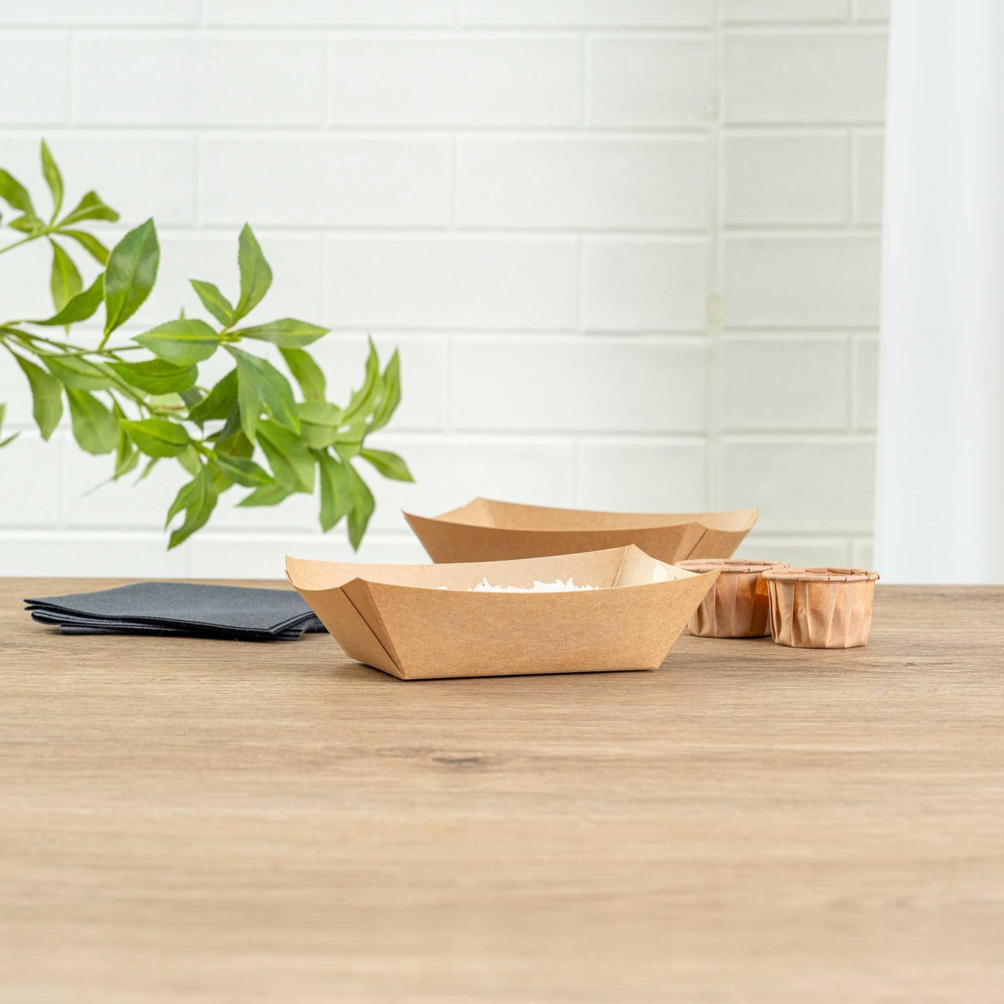 Bio Tek 1/2 lb Kraft Paper #50 Food Tray / Boat - 4 1/4" x 2 3/4" x 1 1/2" - 400 count box