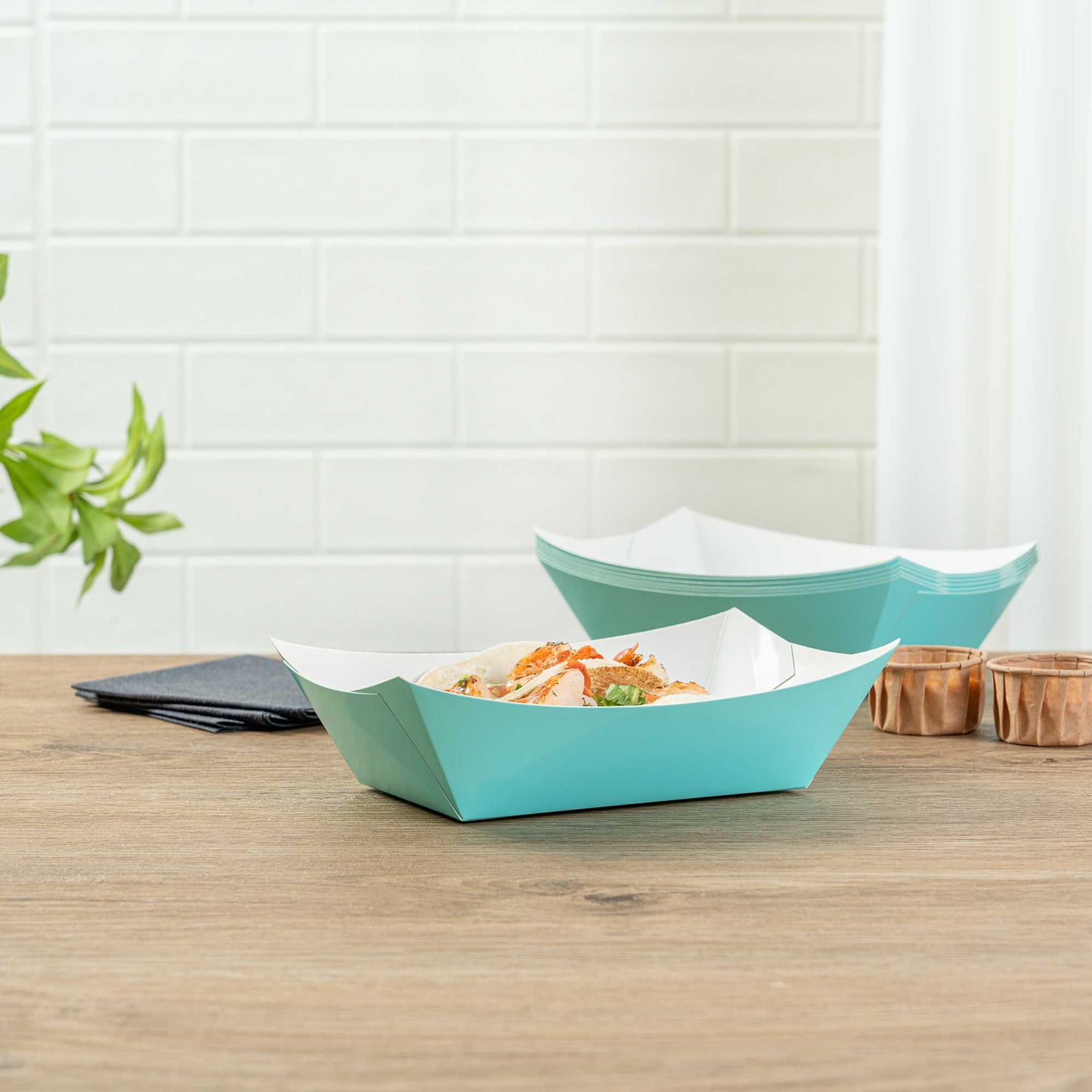 Bio Tek 1 lb Turquoise Paper #100 Food Tray / Boat - 5 1/2" x 3 1/2" x 2" - 50 count box