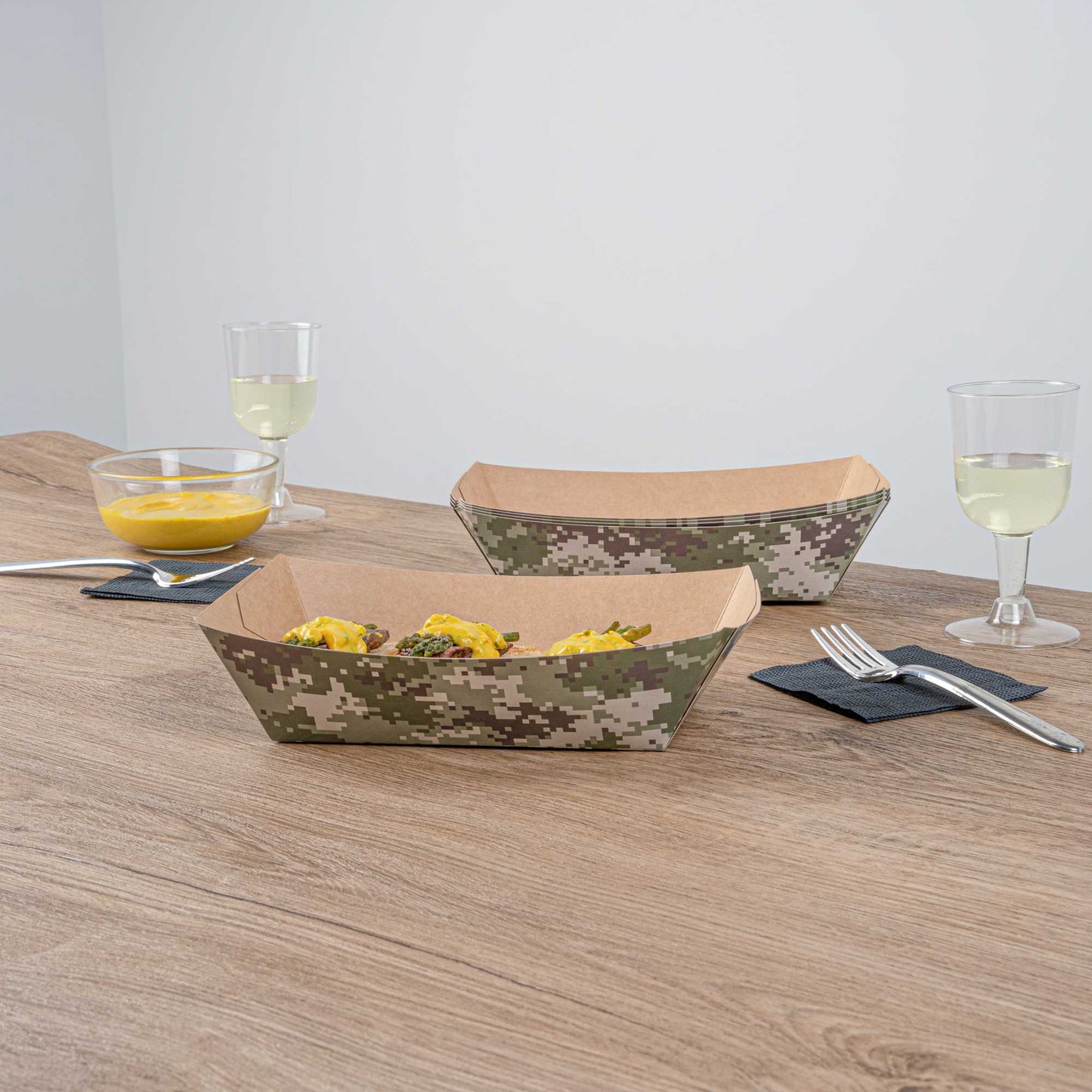 Bio Tek 2 lb Camouflage Paper #200 Food Tray / Boat - 6 1/2" x 3 3/4" x 2 1/4" - 200 count box
