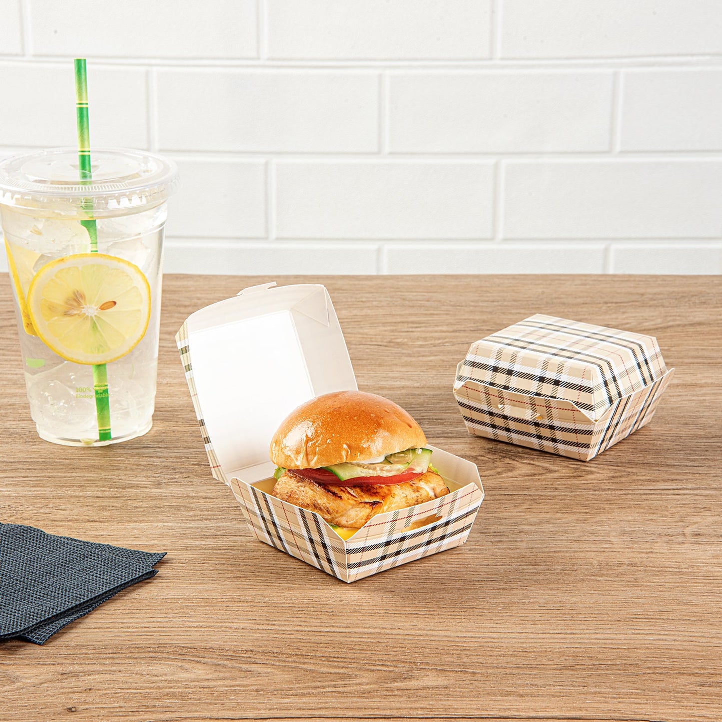 Bio Tek Plaid Paper Mini Burger Box - 2 3/4" x 2 3/4" x 2" - 100 count box
