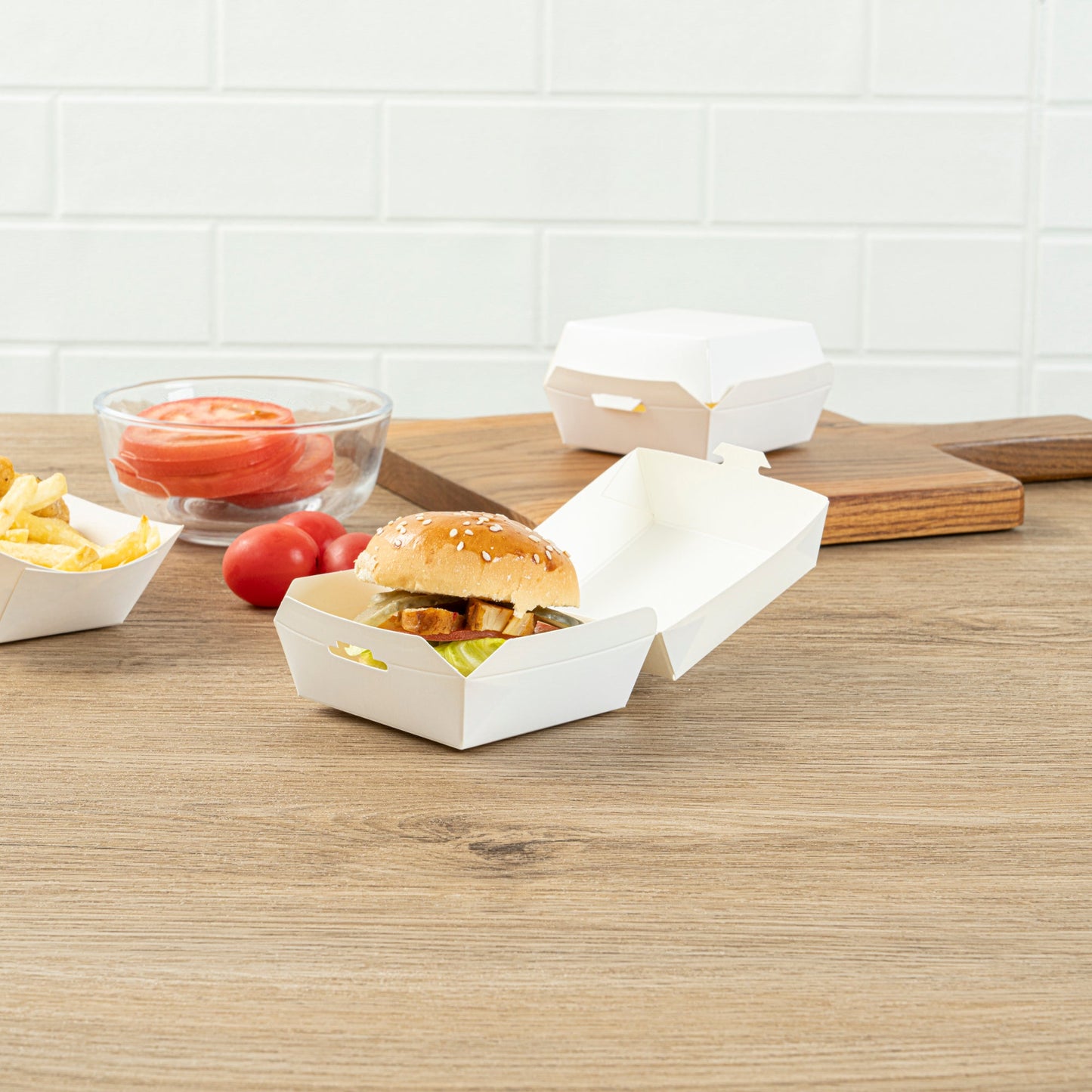 Bio Tek White Paper Mini Burger Box - 2 3/4" x 2 3/4" x 2" - 100 count box