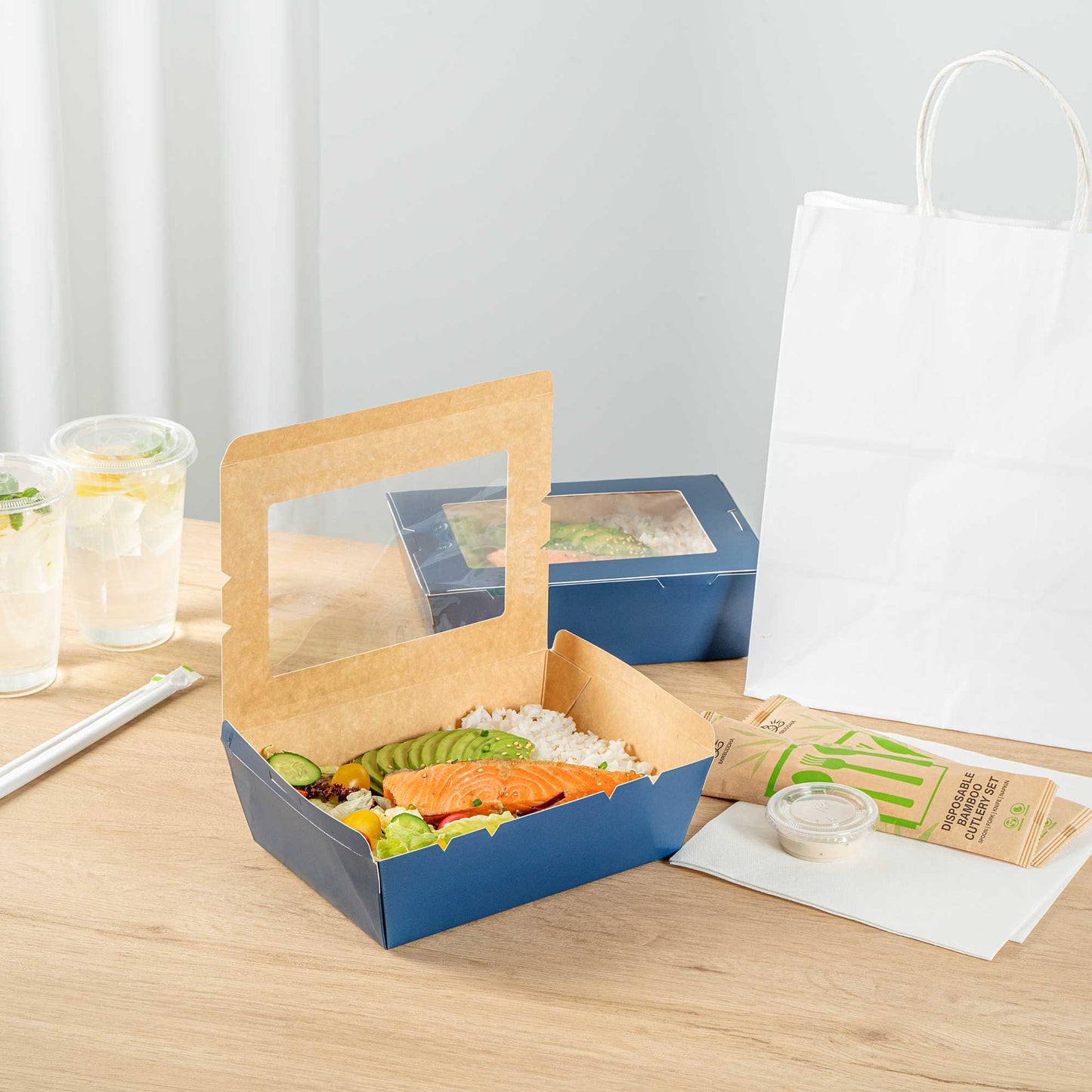 Cafe Vision 71 oz Midnight Blue Paper Large Take Out Container - Hinge Lock - 8 3/4" x 6 1/2" x 2 1/2" - 50 count box