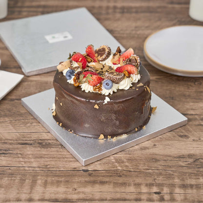 Pastry Tek Square Metallic Silver Cardboard Cake Drum Board - Covered Edge - 8" x 8" x 1/2" - 1 count box
