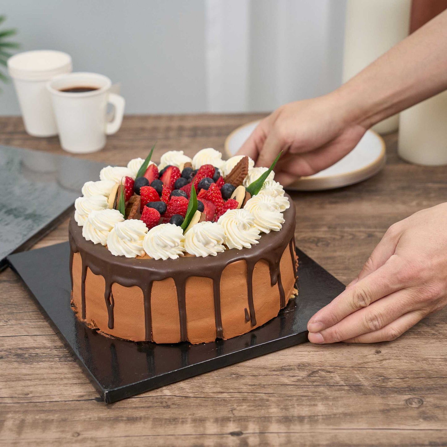 Pastry Tek Square Black Cardboard Cake Drum Board - Covered Edge - 10" x 10" x 1/2" - 1 count box