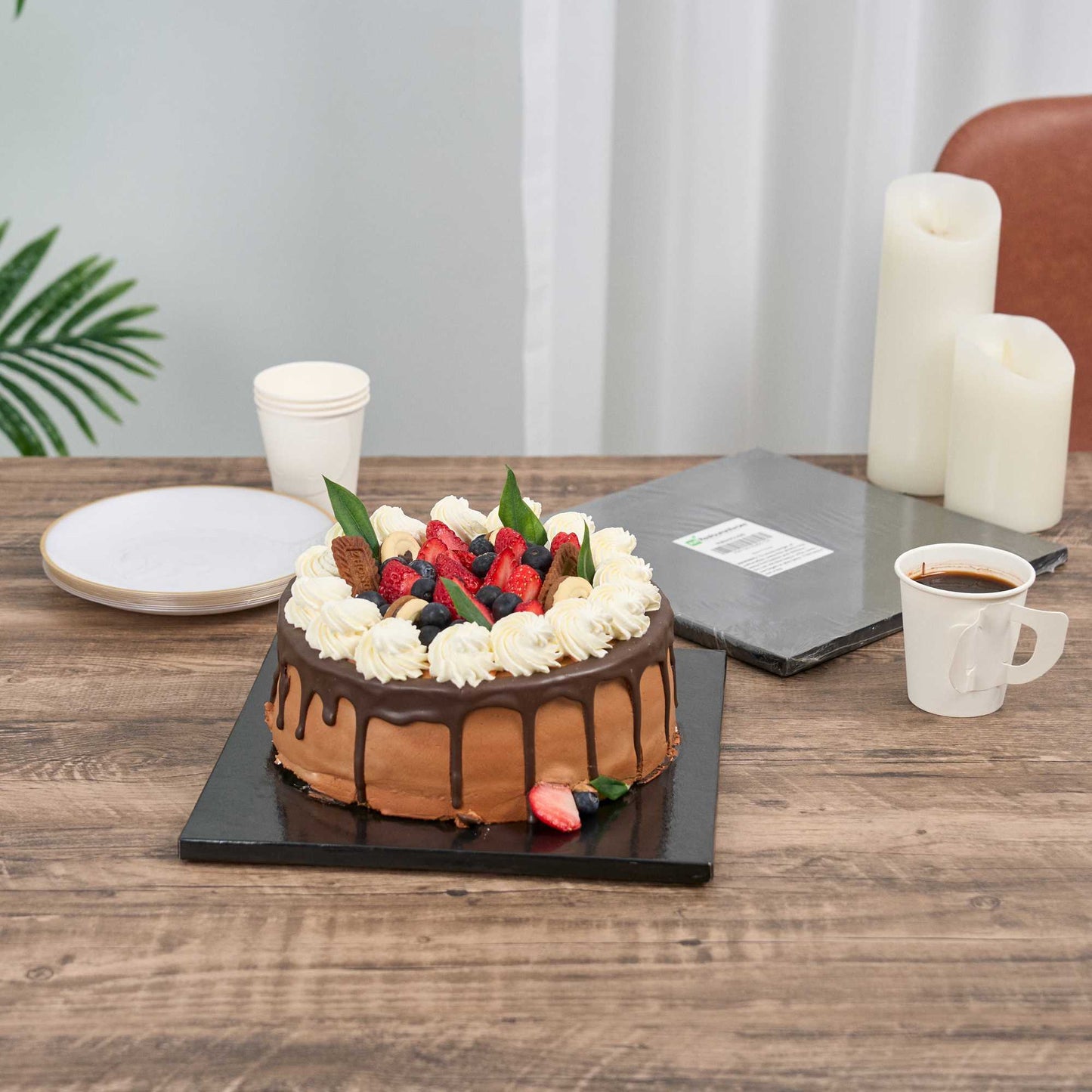 Pastry Tek Square Black Cardboard Cake Drum Board - Covered Edge - 10" x 10" x 1/2" - 1 count box