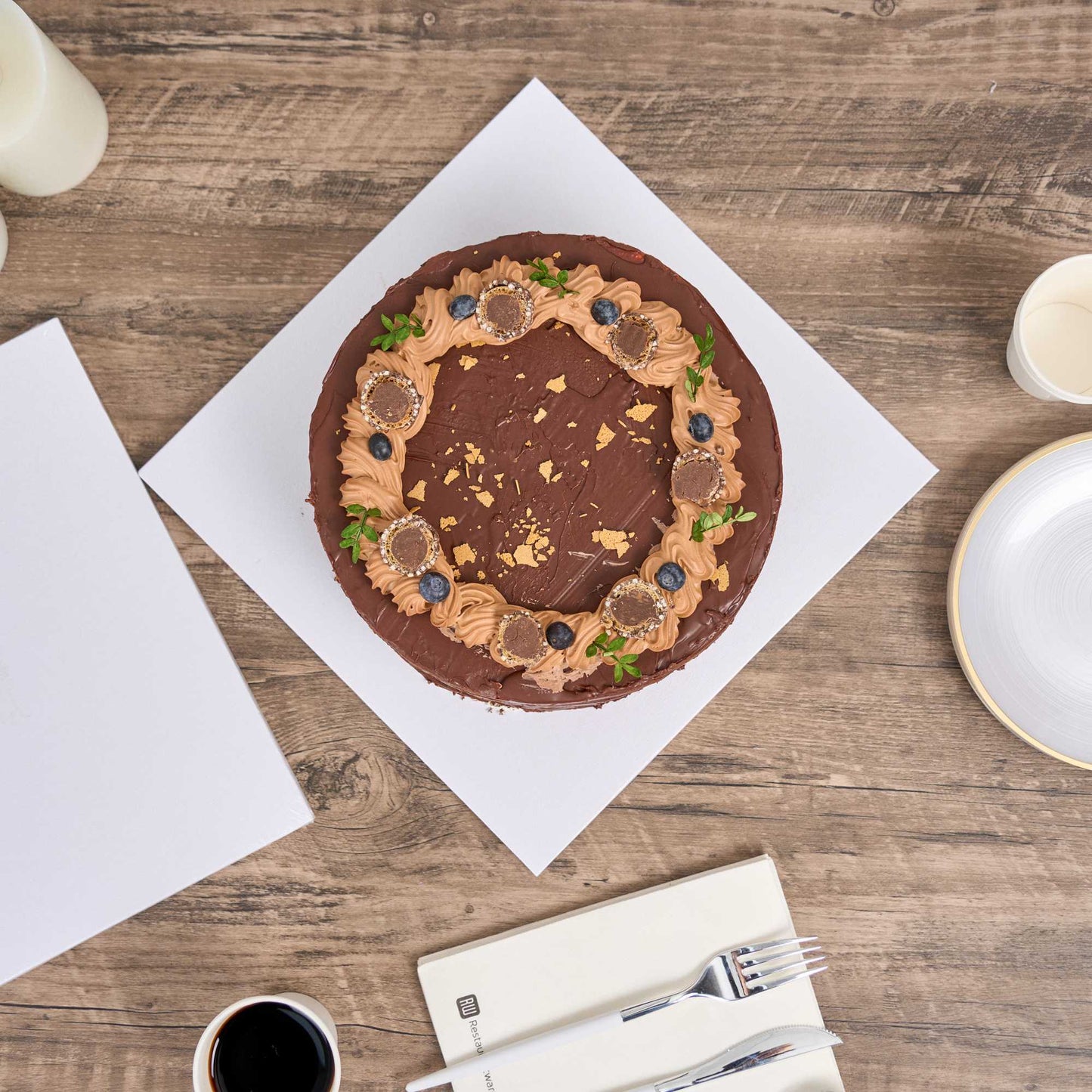 Pastry Tek Square White Cardboard Cake Drum Board - Covered Edge - 12" x 12" x 1/2" - 1 count box