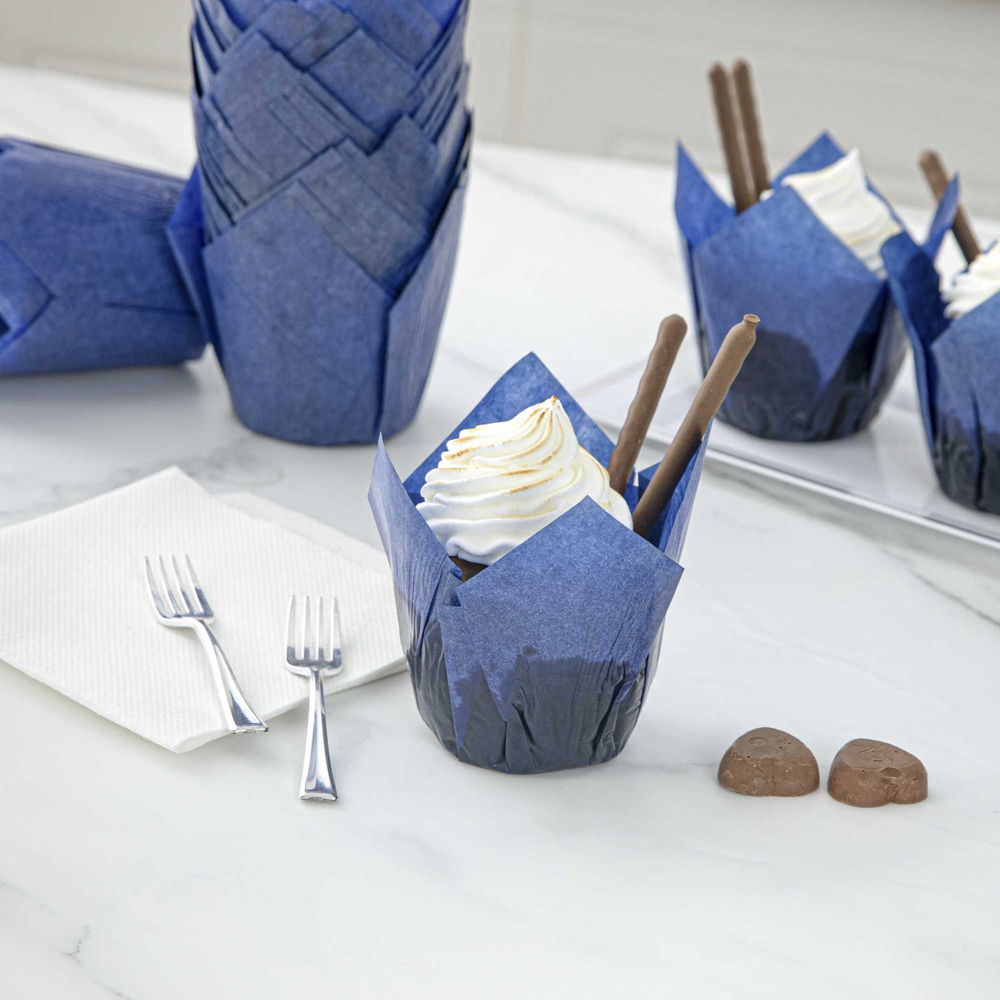 Panificio 4 oz Blue Paper Tulip Baking Cup - Greaseproof - 3 1/2" x 3 1/2" x 3 1/2" - 200 count box