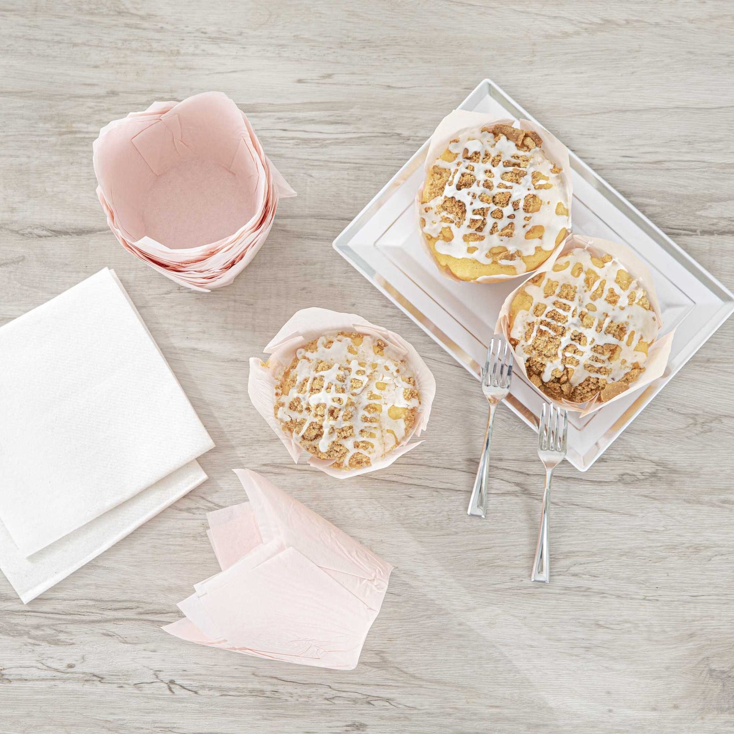 Panificio 4 oz Pink Paper Tulip Baking Cup - Greaseproof - 3 1/2" x 3 1/2" x 3 1/2" - 200 count box