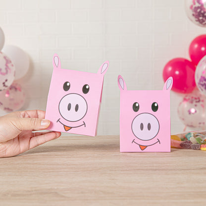 Pastry Tek Paper Happy Pig Candy and Gift Box - 4" x 2" x 5" - 100 count box