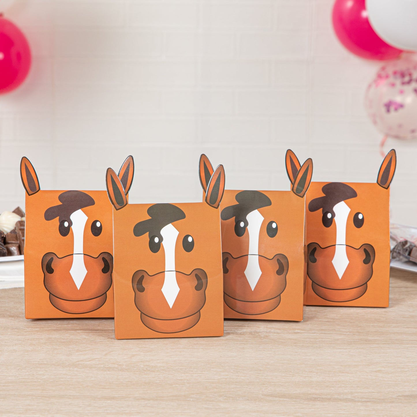Pastry Tek Paper Happy Pony Candy and Gift Box - 4" x 2" x 5" - 100 count box