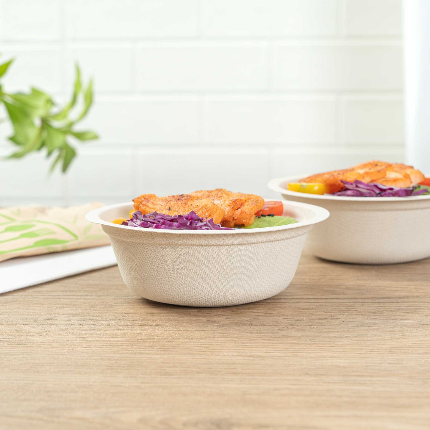 Pulp Tek 12 oz Round Natural Sugarcane / Bagasse Salad Bowl - 5 1/4" x 5 1/4" x 1 3/4" - 100 count box