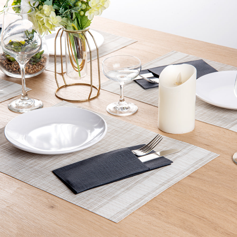 Luxenap Black Paper Napkin - Air Laid, Kangaroo, with White Threads - 15 3/4" x 15 3/4" - 800 count box