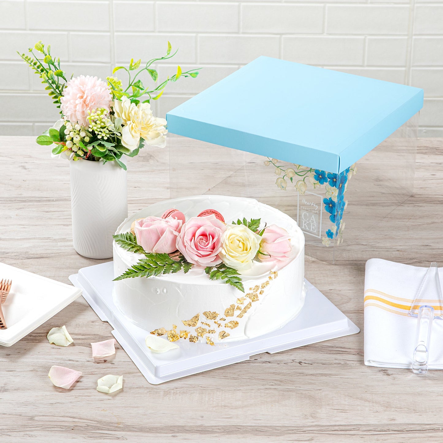 Sweet Vision Square Clear Plastic Cake Box - Blue Lid and White Base, Blue Ribbon, Flower Accent - 10" x 10" x 8 1/4" - 10 count box