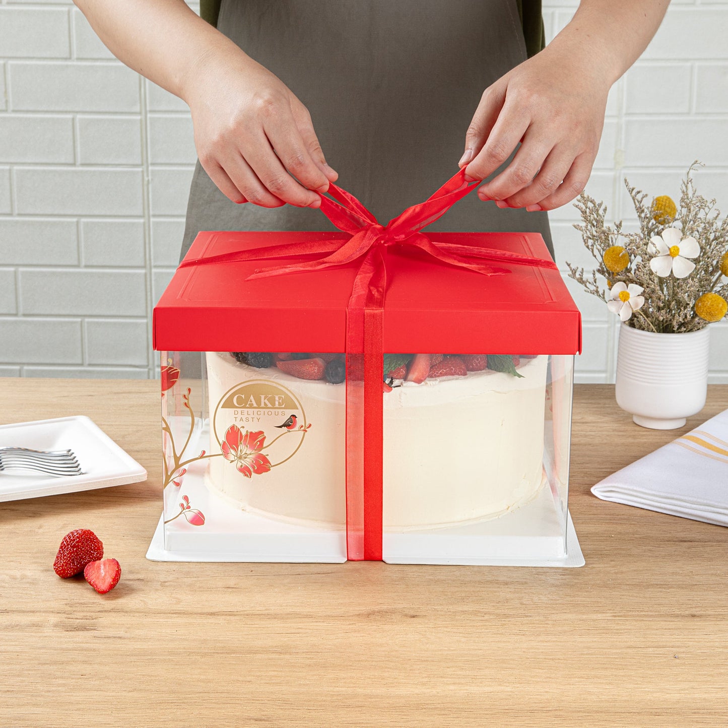 Sweet Vision Square Clear Plastic Cake Box - Red Lid and White Base, Red Ribbon, Flower / Bird Accent - 10" x 10" x 8 1/4" - 10 count box