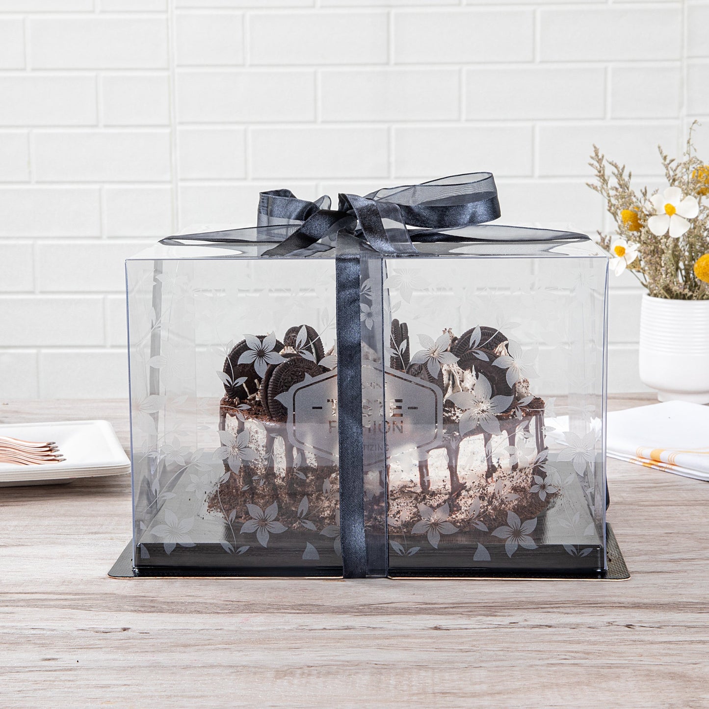 Sweet Vision Square Clear Plastic Cake Box - Black Base, Black Ribbon, Flower Garden Design - 10" x 10" x 6 3/4" - 10 count box