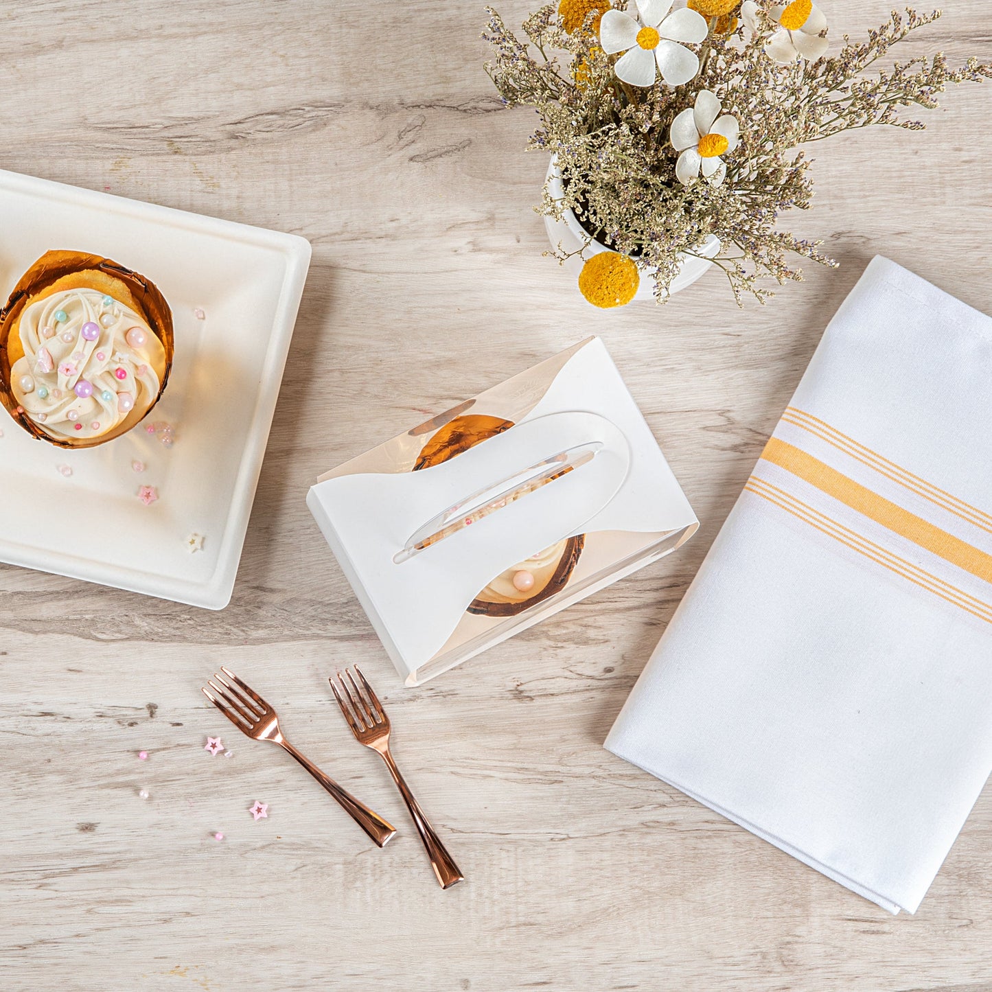 Sweet Vision Rectangle Clear Plastic Cupcake Box - with Handle, White Paper Wrap, Lotus Accent - 5" x 3 1/4" x 4" - 100 count box