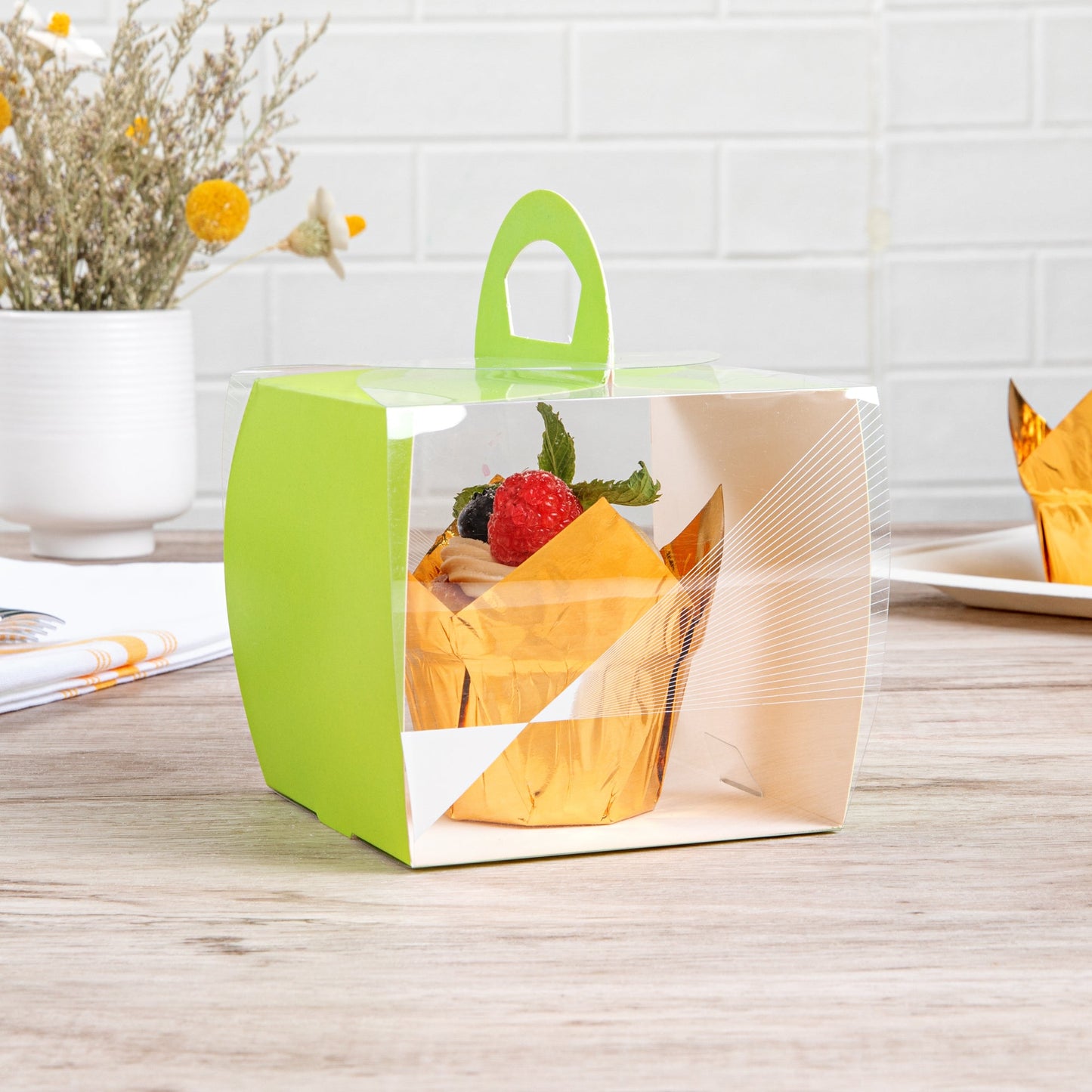 Sweet Vision Square Clear Plastic Cupcake Box - with Handle, Yellow Paper Wrap, Geometric Line Accent - 4" x 4" x 4 1/4" - 100 count box