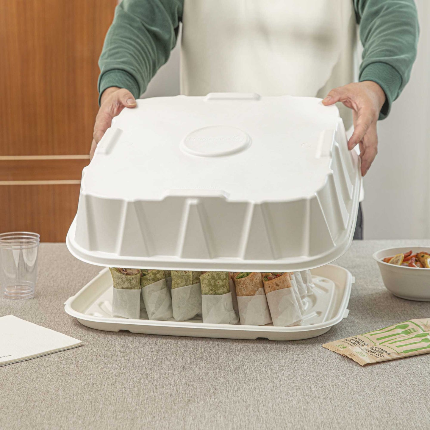 Pulp Safe No PFAS Added Square White Sugarcane / Bagasse Tray Lid - Home Compostable, Fits 18" - 100 count box