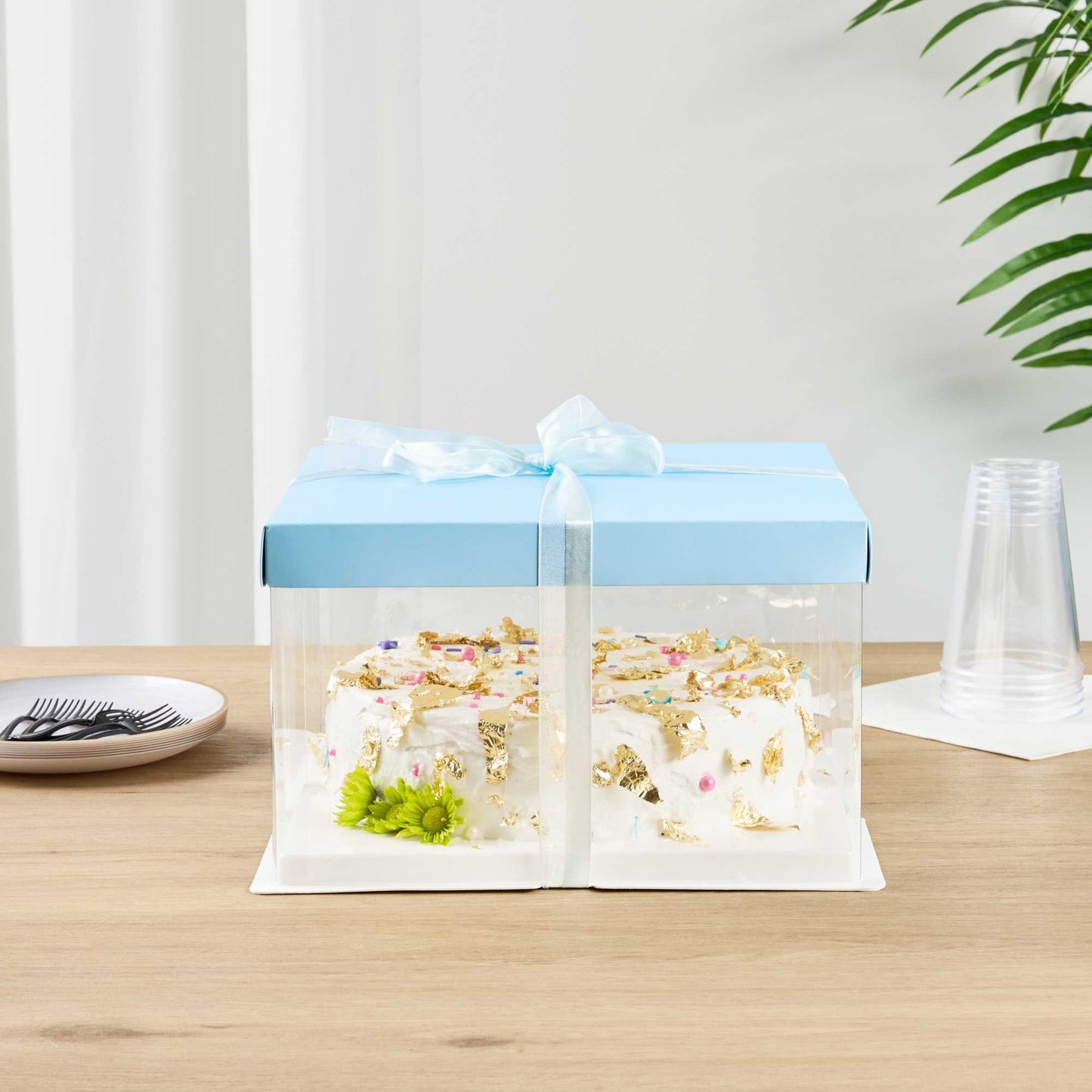 Sweet Vision Square Clear Plastic Cake Box - Blue Lid and White Base, Blue Ribbon - 10" x 10" x 8 1/4" - 10 count box
