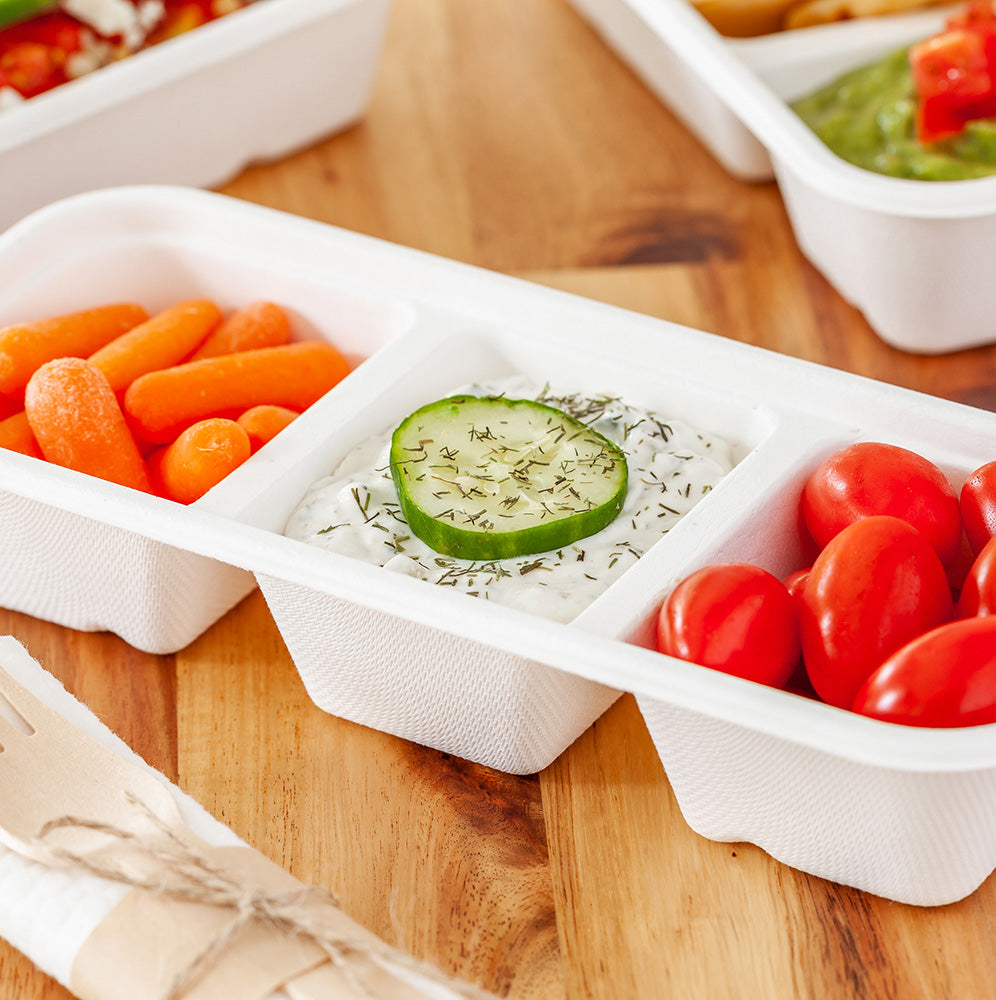 Pulp Tek 17 oz Rectangle White Sugarcane / Bagasse Catering Container - 3-Compartment - 9 1/4" x 3 3/4" x 1 3/4" - 100 count box
