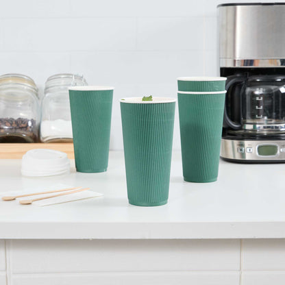 Restpresso 20 oz Forest Green Paper Coffee Cup - Ripple Wall - 3 1/2" x 3 1/2" x 6 1/4" - 10 count box