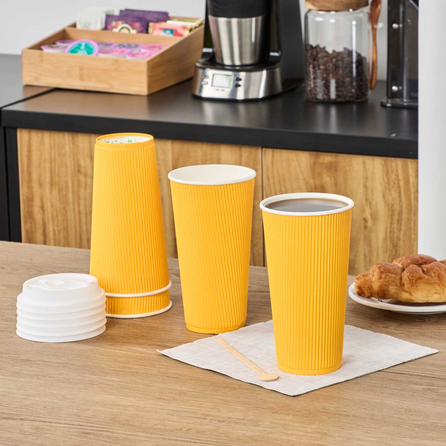 Restpresso 20 oz Yellow Paper Coffee Cup - Ripple Wall - 3 1/2" x 3 1/2" x 6 1/4" - 10 count box