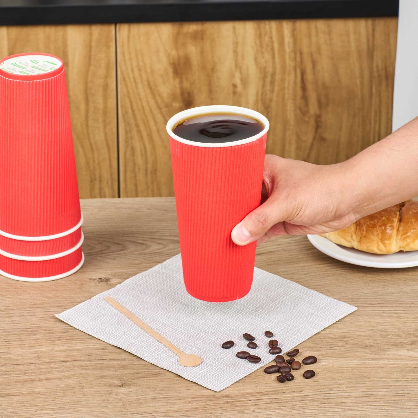 Restpresso 20 oz Red Paper Coffee Cup - Ripple Wall - 3 1/2" x 3 1/2" x 6 1/4" - 250 count box