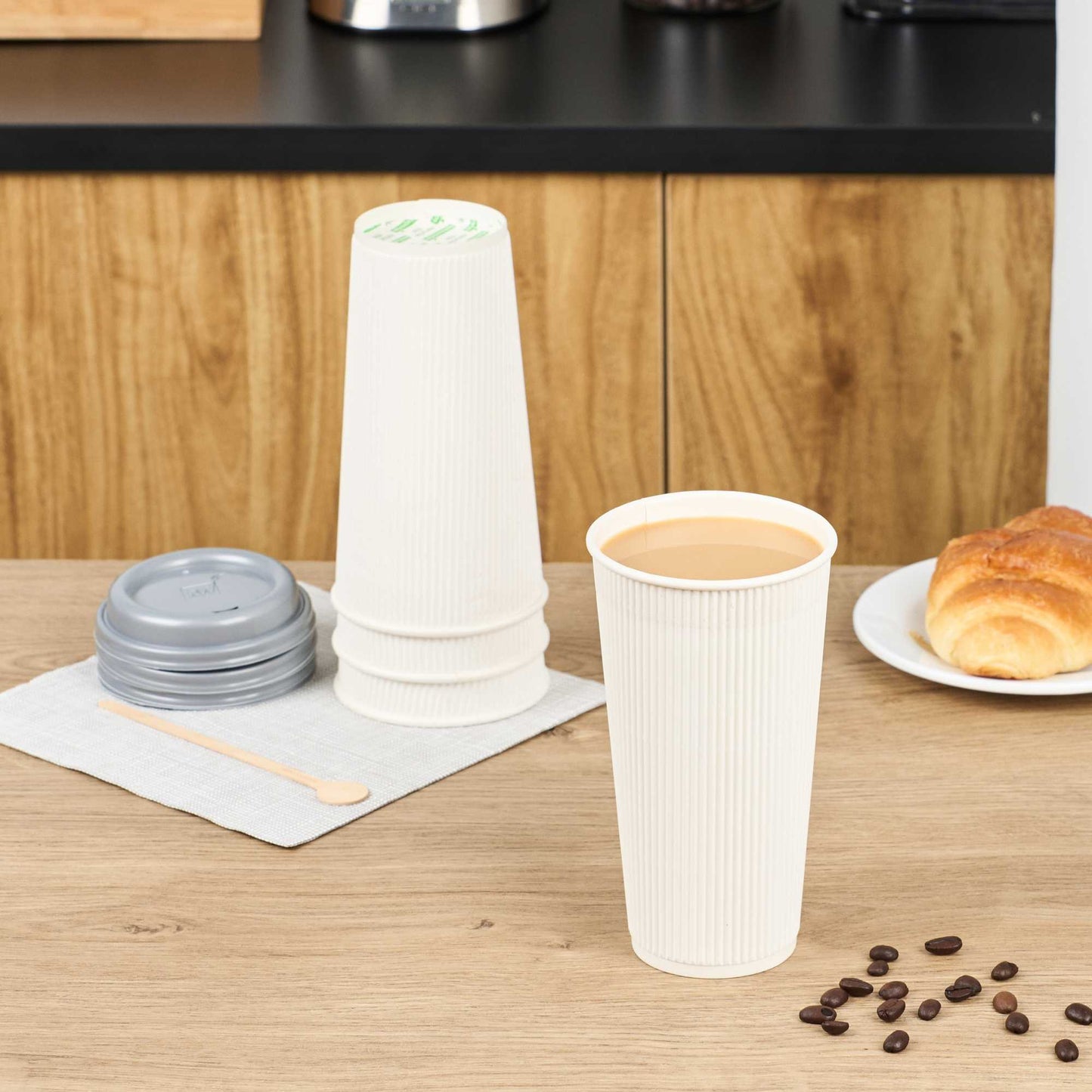 Restpresso 20 oz White Paper Coffee Cup - Ripple Wall - 3 1/2" x 3 1/2" x 6 1/4" - 10 count box