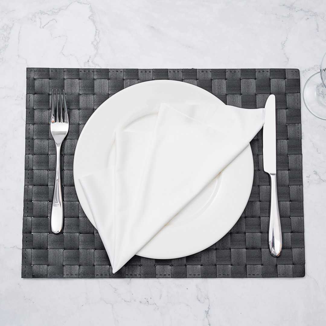 Macroweave Rectangle Black Woven Placemat - 16" x 12" - 6 count box