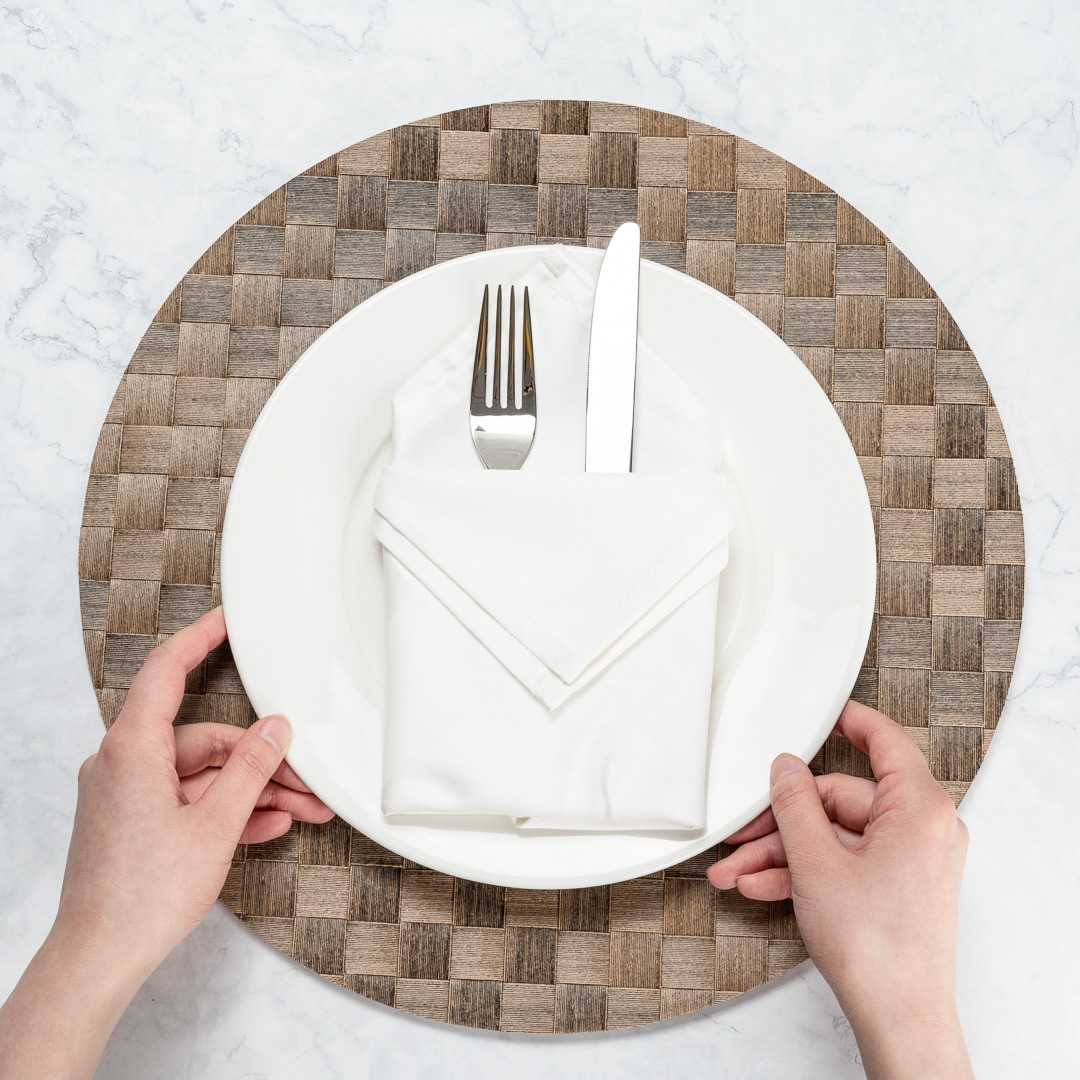 Macroweave Round Brown Placemat - 15" x 15" - 6 count box