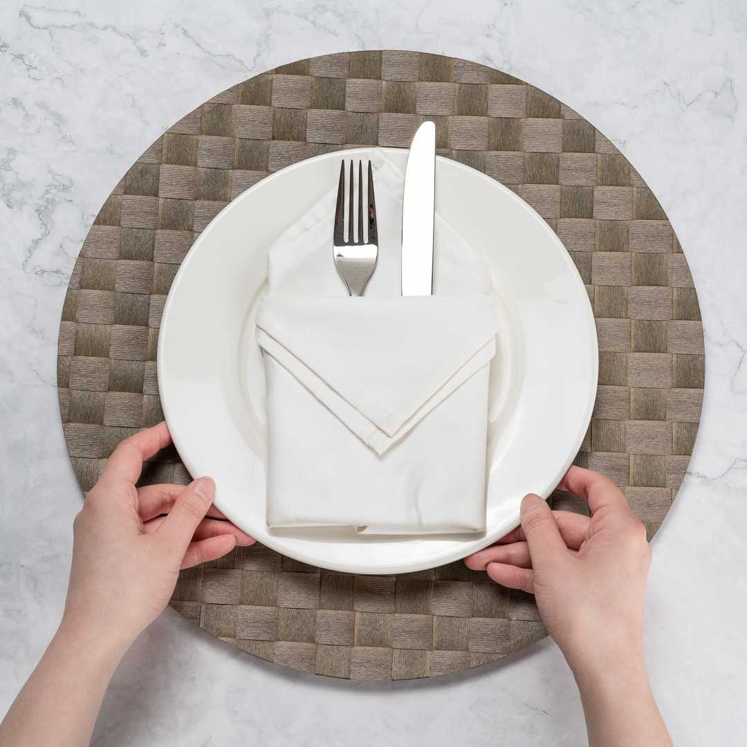 Macroweave Round Light Brown Placemat - 15" x 15" - 6 count box