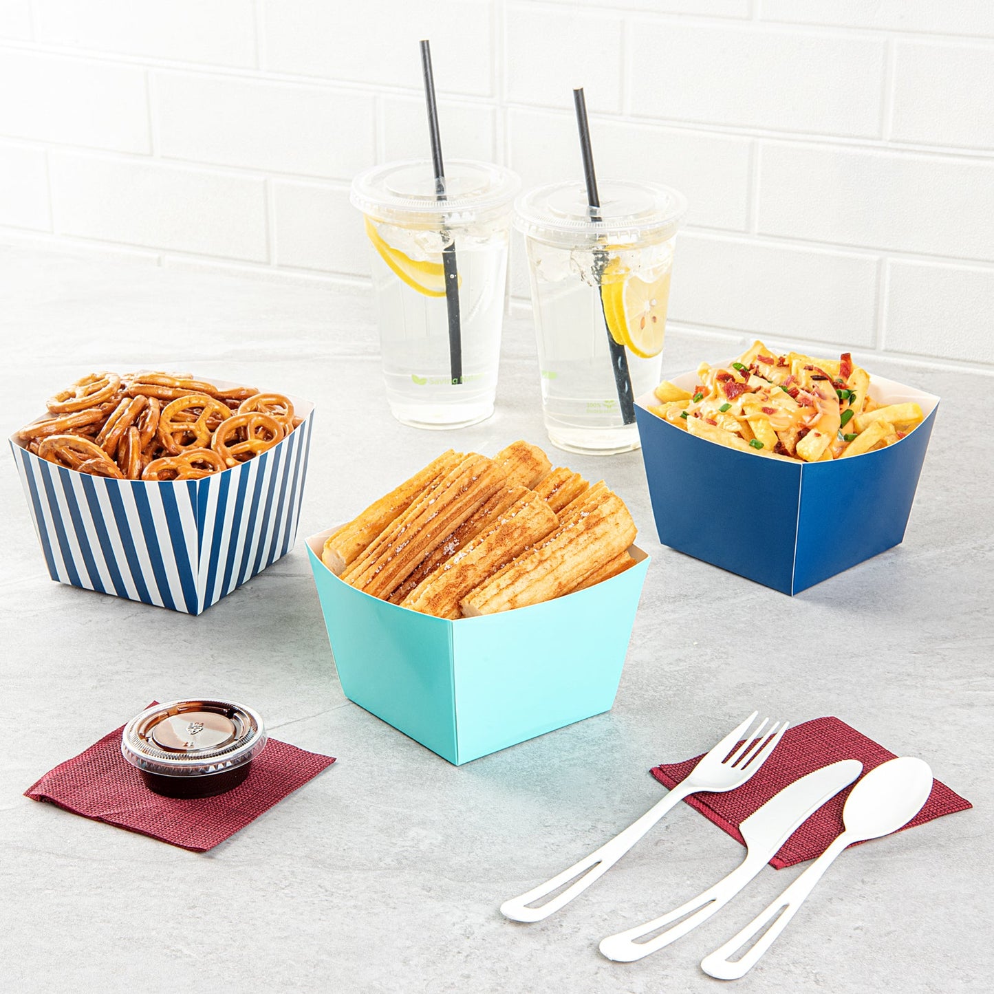 Bio Tek Square Turquoise Paper Snack Box - 5 1/4" x 5 1/4" x 3 1/4" - 200 count box