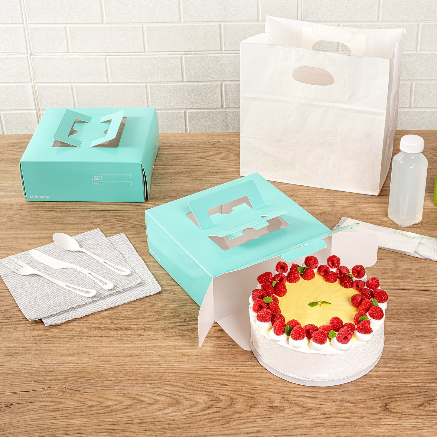 Cater Tek Square Turquoise Paper Cake / Take Out Container - with Pop-Up Handle, Window - 9" x 9" x 3 1/2" - 50 count box