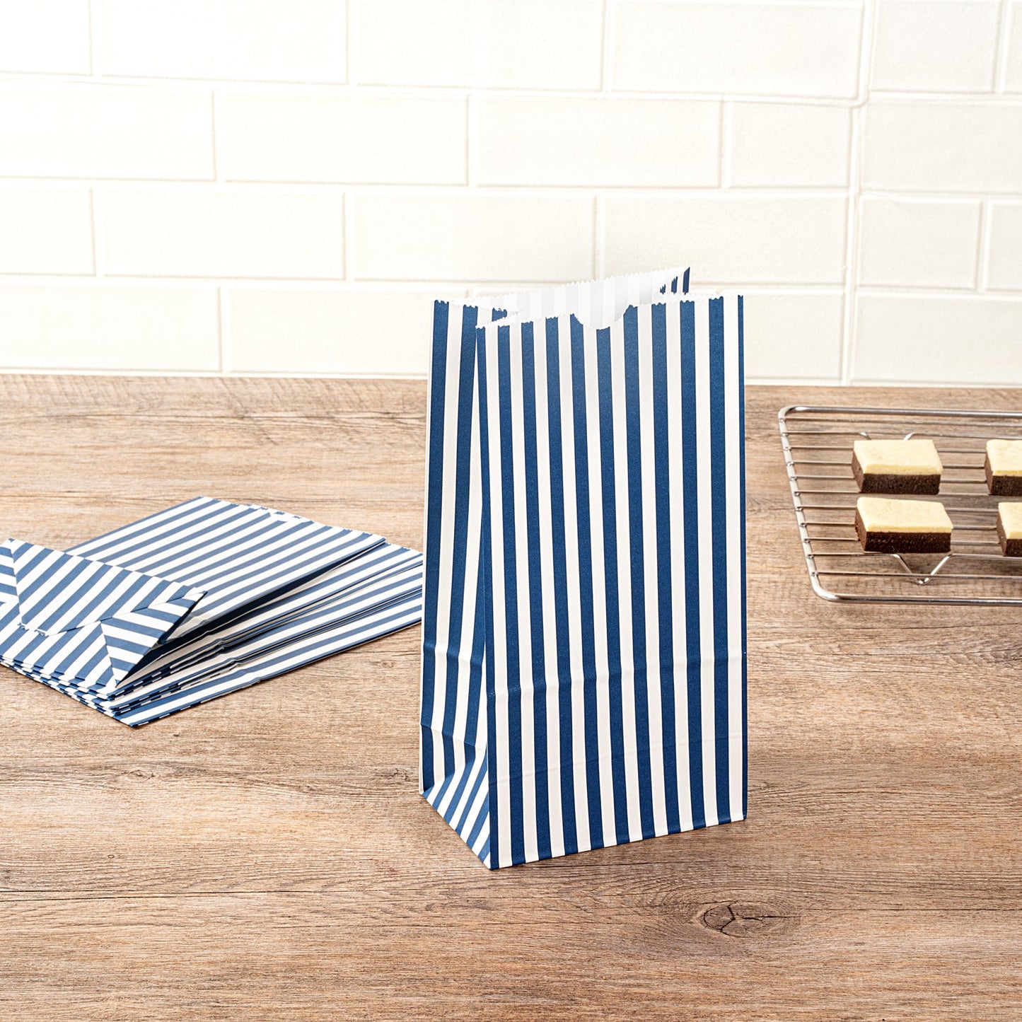 Bag Tek Blue and White Stripe Paper Bag - 4 lb - 5" x 3 1/4" x 9 1/2" - 100 count box