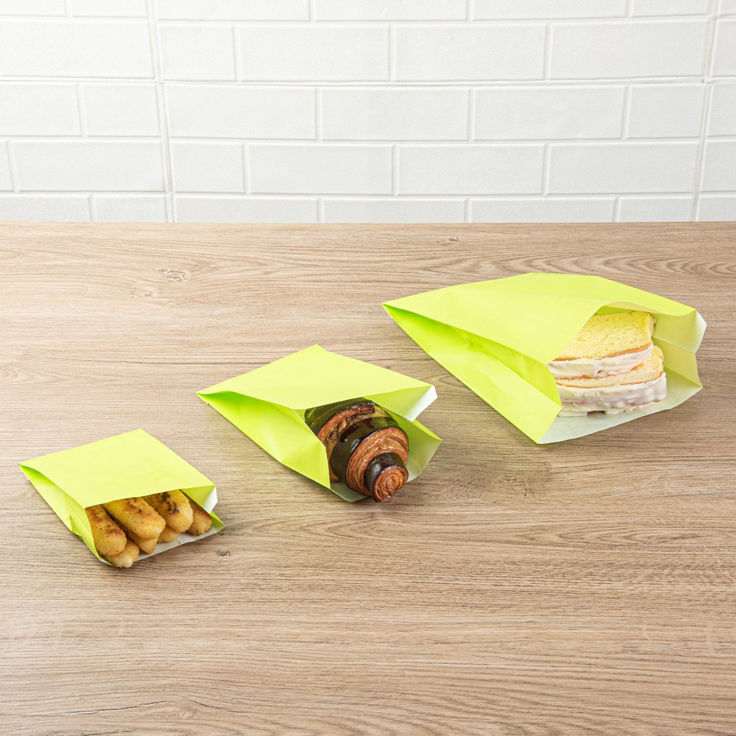 Bag Tek Eco Green Paper French Fry / Snack Bag - 7" x 3" x 11" - 100 count box