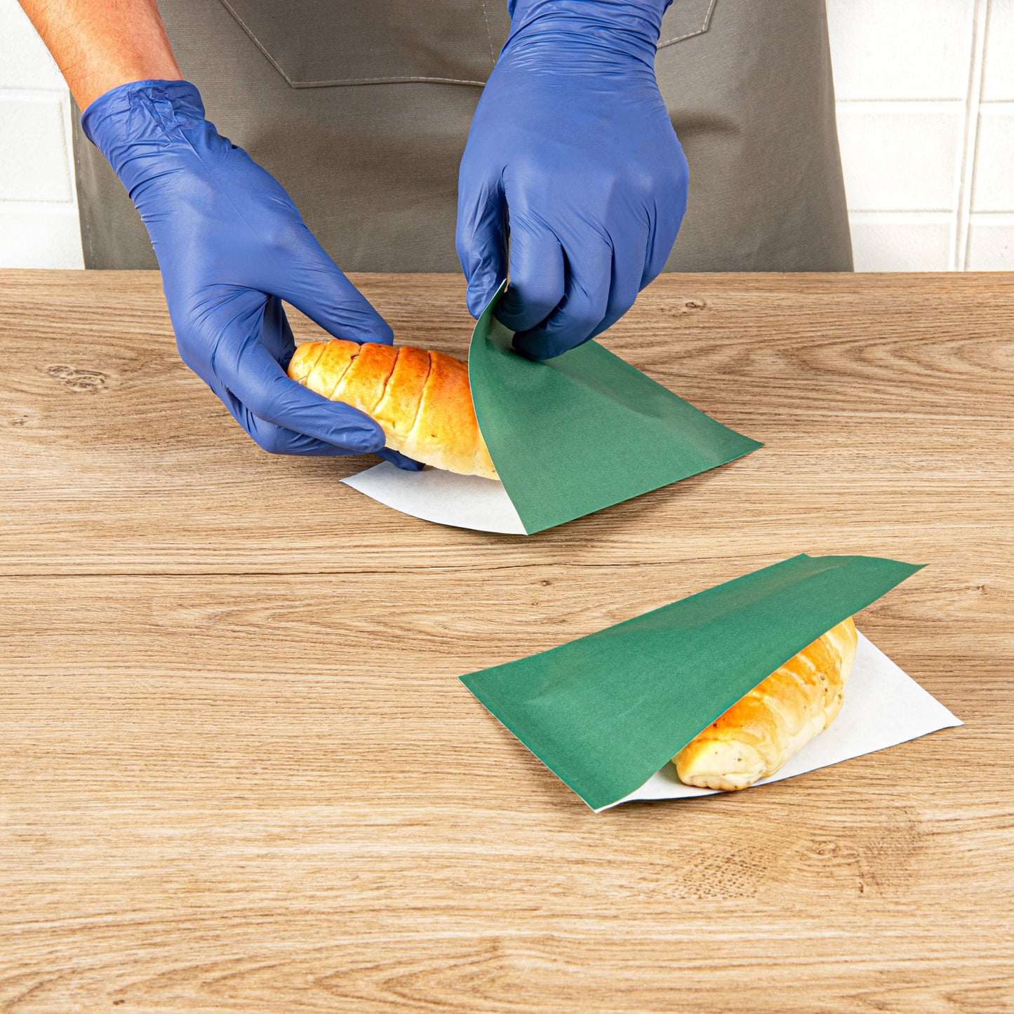 Bag Tek Forest Green Paper Small Double Open Bag - Greaseproof - 6 1/4" x 4 3/4" - 100 count box