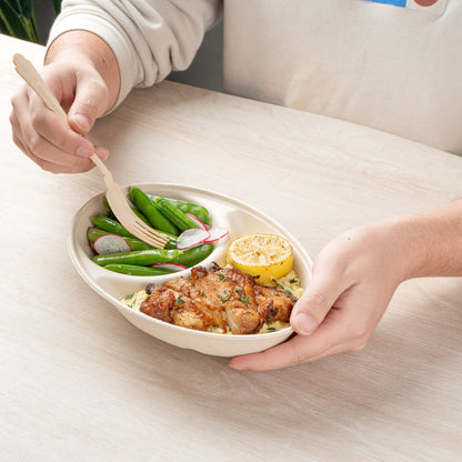 Pulp Tek 21 oz Oval Natural Sugarcane / Bagasse Catering Bowl - 2-Compartment - 9 1/4" x 6 1/2" x 1 1/2" - 100 count box