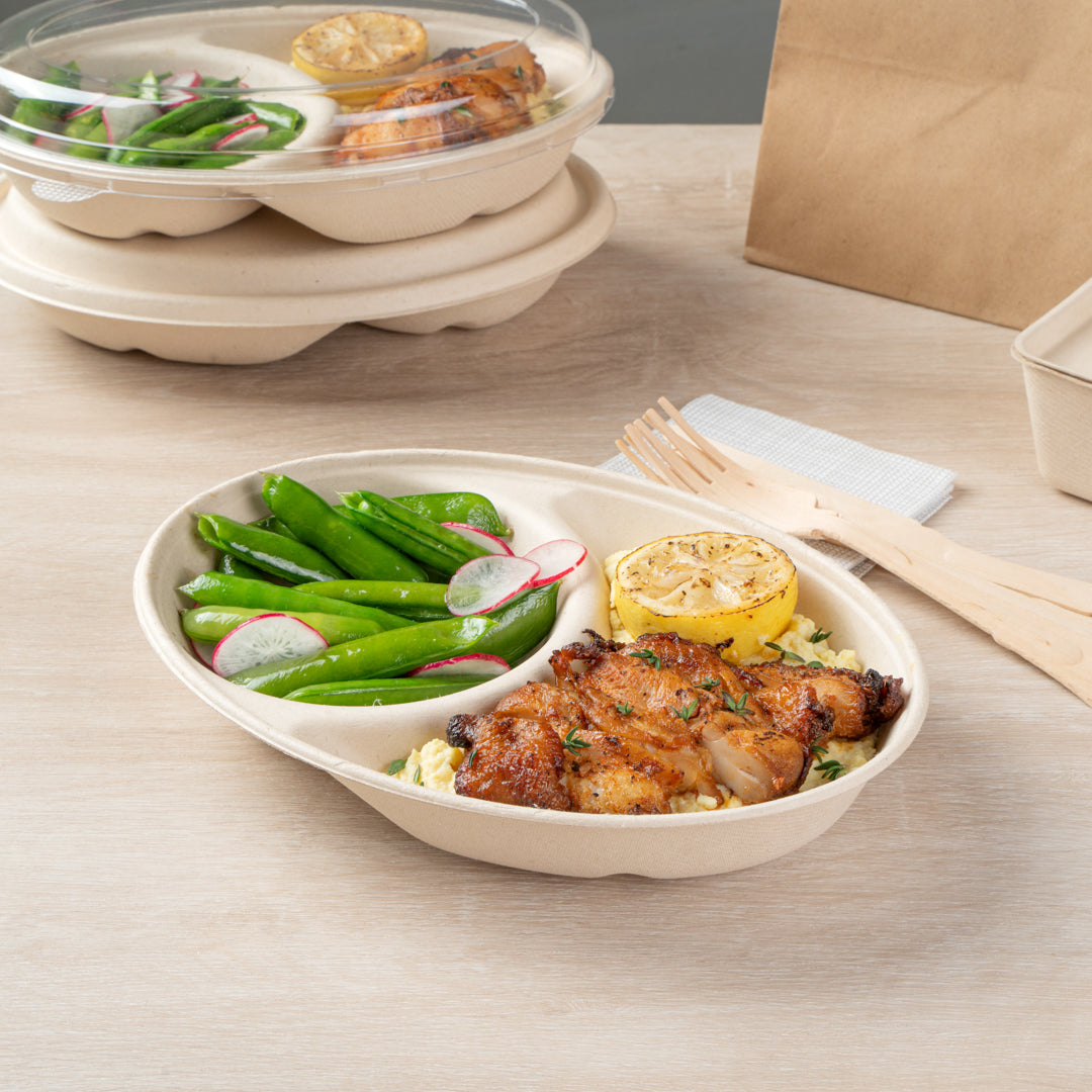 Pulp Tek 21 oz Oval Natural Sugarcane / Bagasse Catering Bowl - 2-Compartment - 9 1/4" x 6 1/2" x 1 1/2" - 100 count box