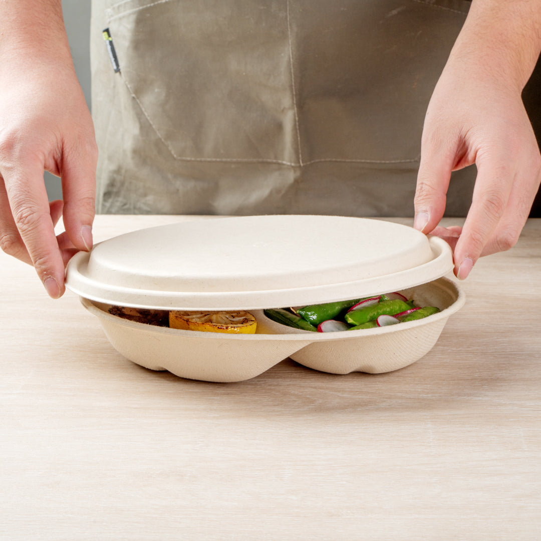 Pulp Tek Oval Natural Sugarcane / Bagasse Lid - Fits 2-Compartment Catering Bowl - 100 count box