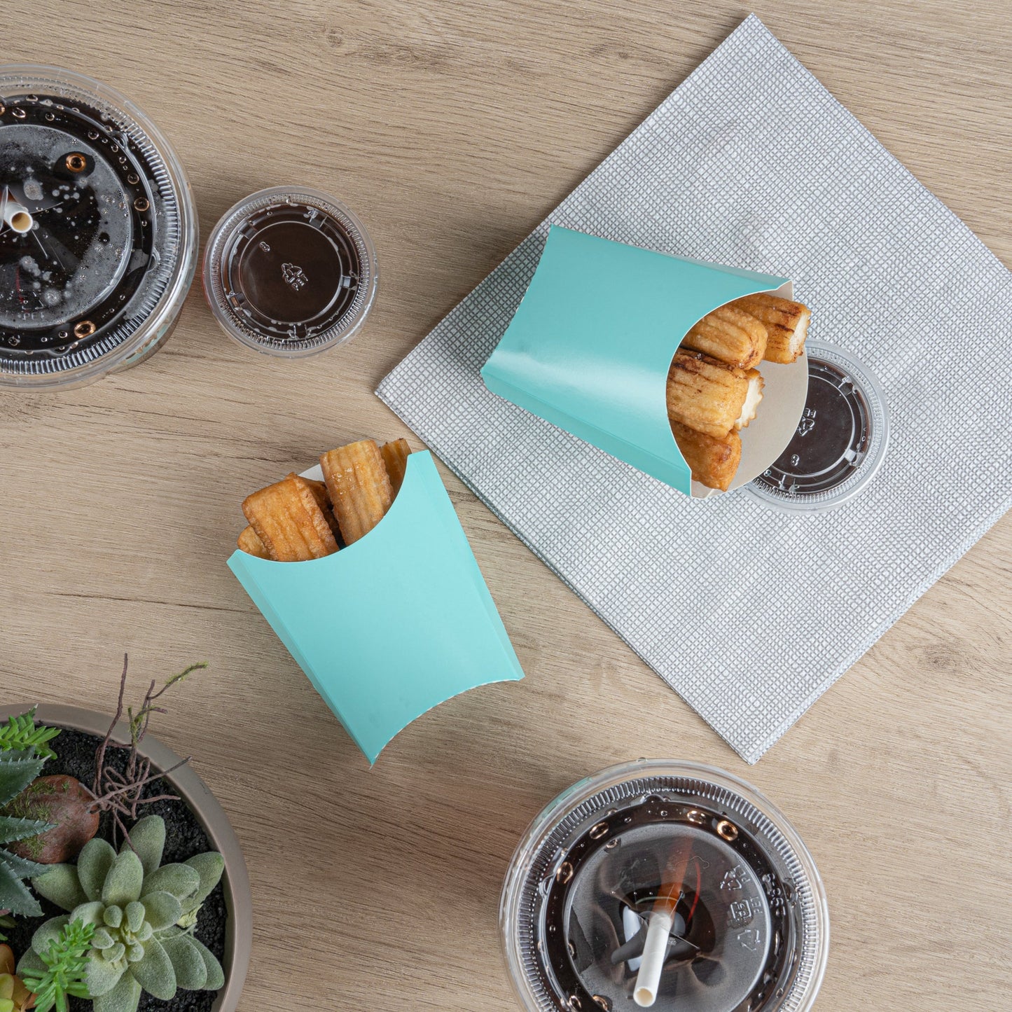 Bio Tek 2 oz Turquoise Paper Fry Cup / Snack Container - 4" x 2 3/4" x 3 1/2" - 100 count box