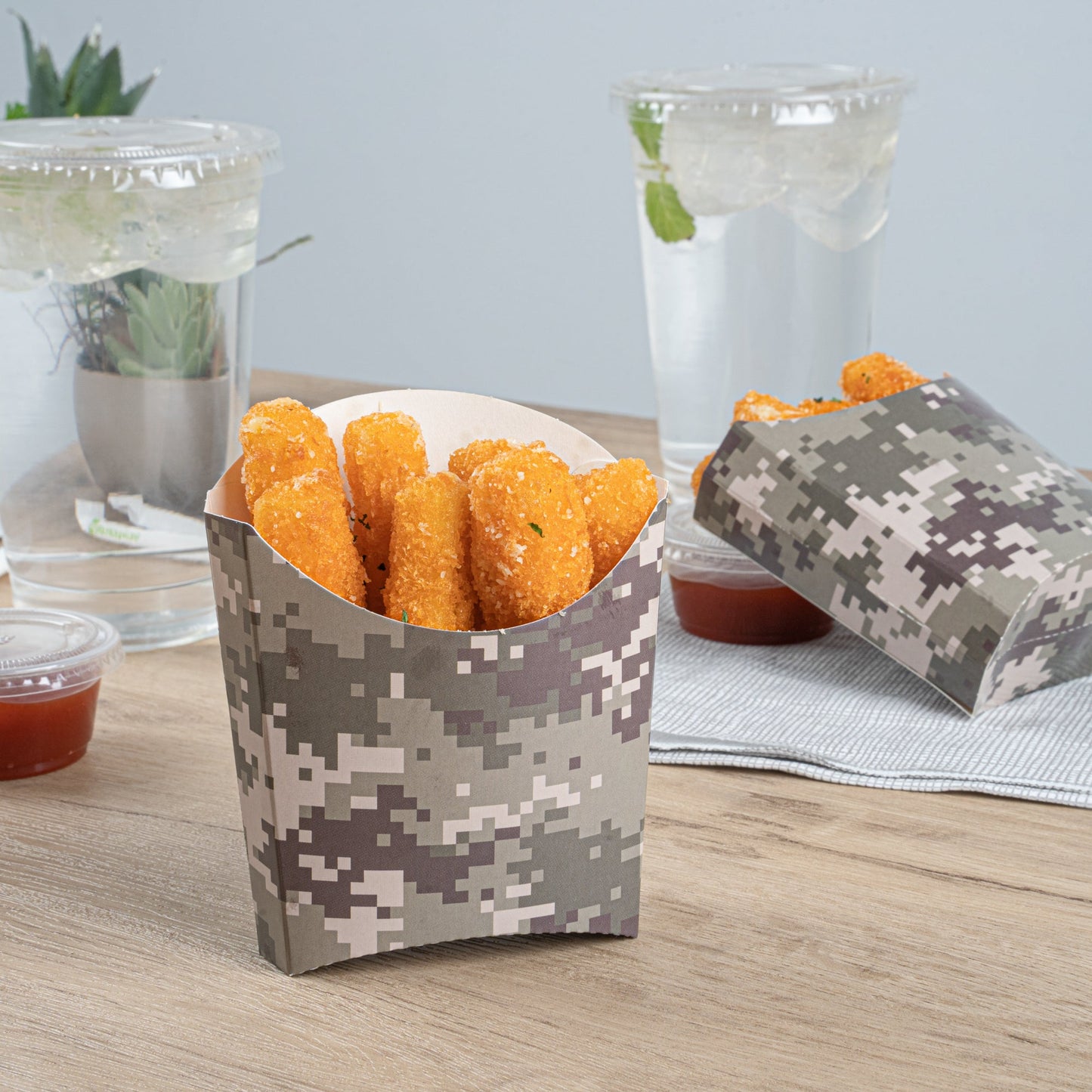 Bio Tek 3 oz Camouflage Paper Fry Cup / Snack Container - 4 1/2" x 3 1/4" x 3 3/4" - 100 count box
